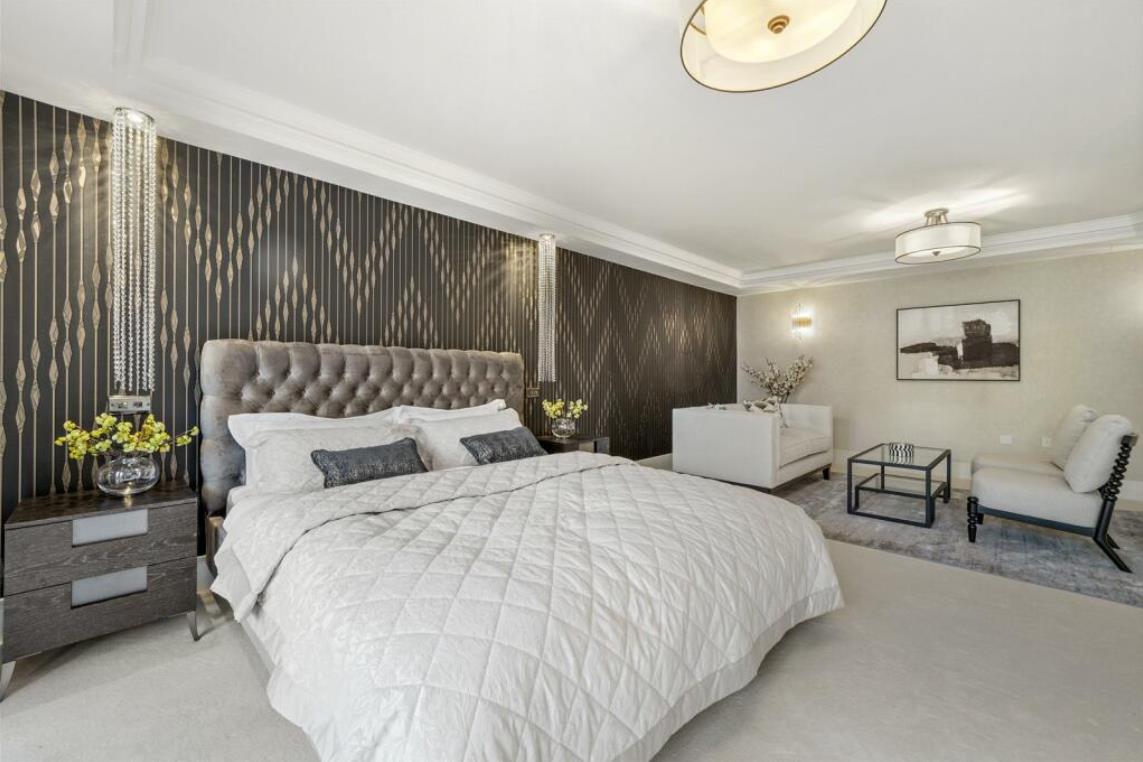 Regents Park House, Park Road, London