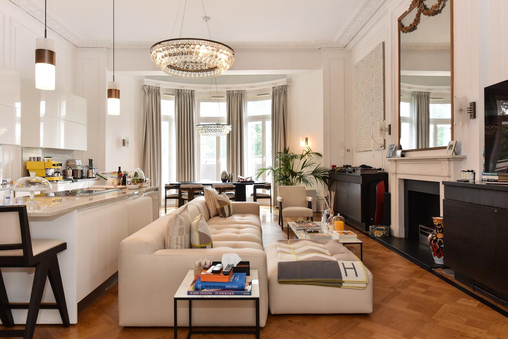 Crystal Suite, Park Lane, Mayfair W1K