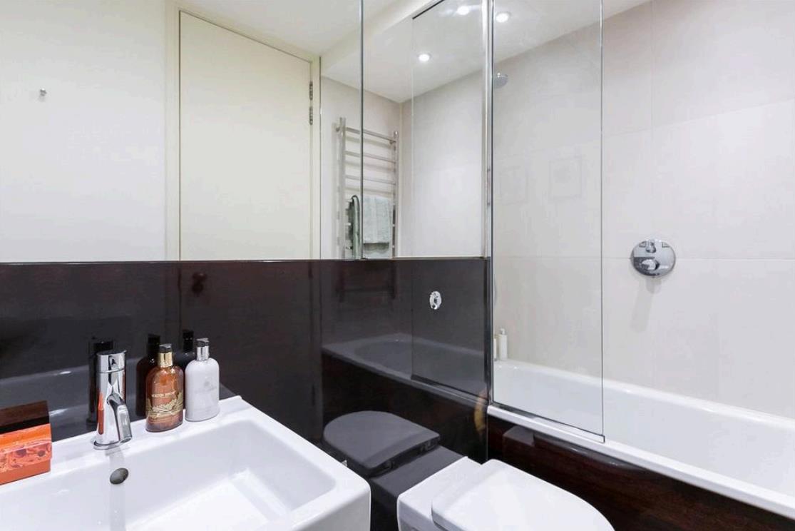 Great Portland Street, Marylebone, W1W