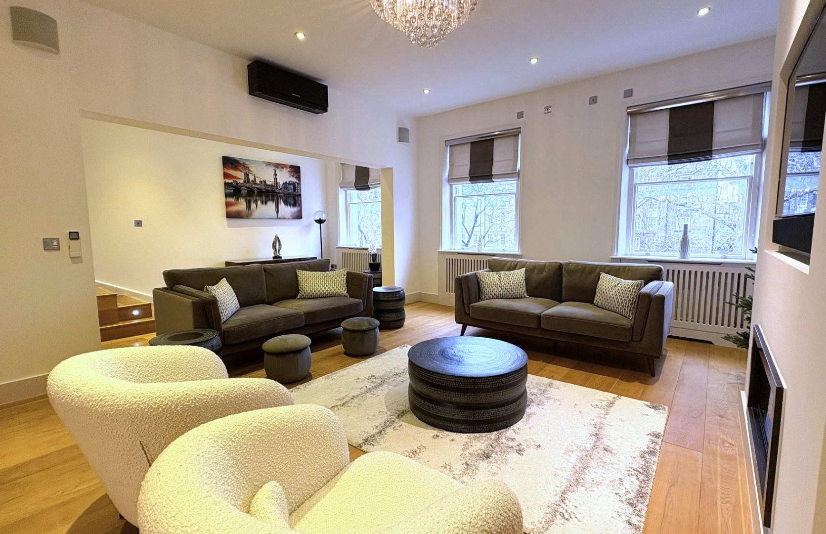 Lowndes Square, Belgravia SW1X