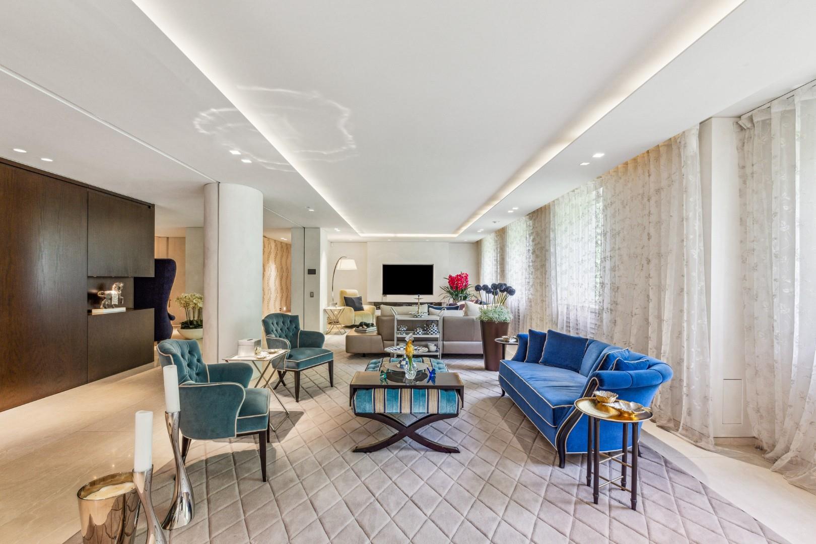 Huge Lateral Apartment – Bryanston Square, Marylebone, W1H