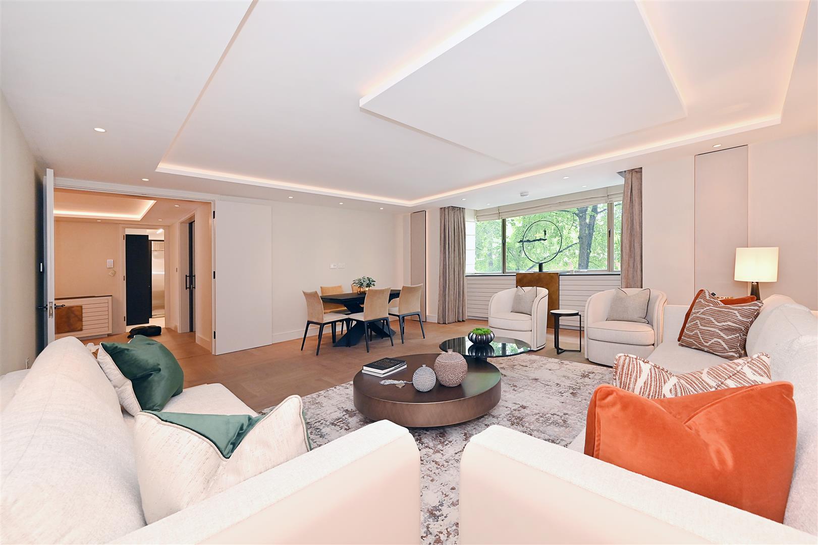 South Lodge, Knightsbridge, London SW7
