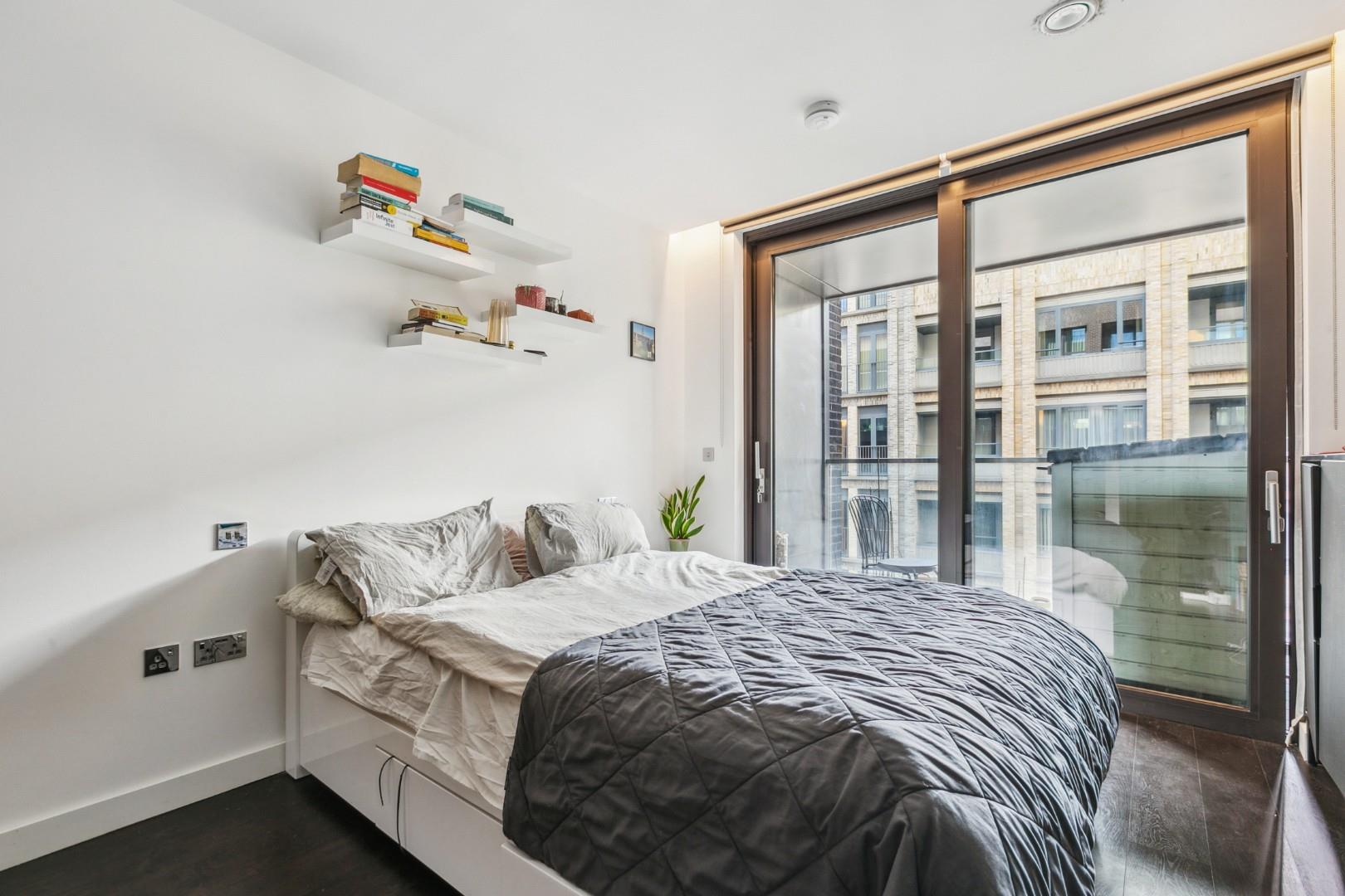 Haines House, 10 Charles Clowes Walk, Nine Elms SW11