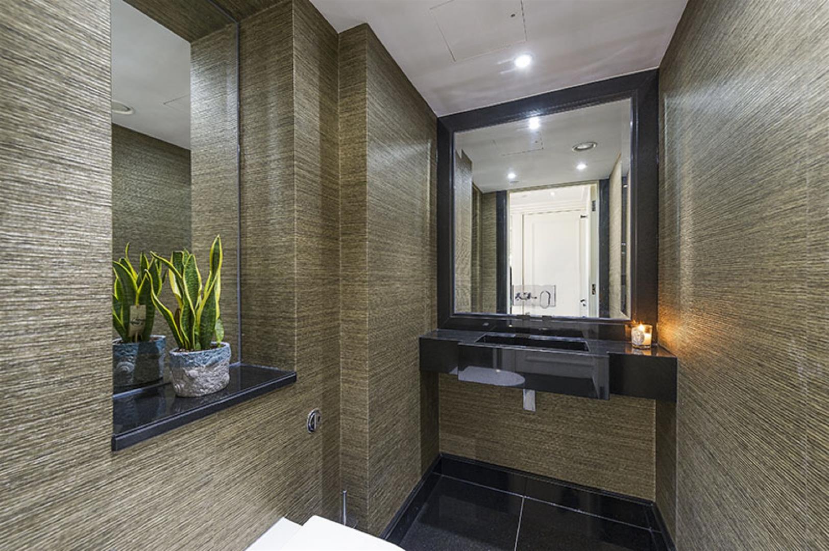 Chantrey House, 4 Eccleston Street, Belgravia  SW1W