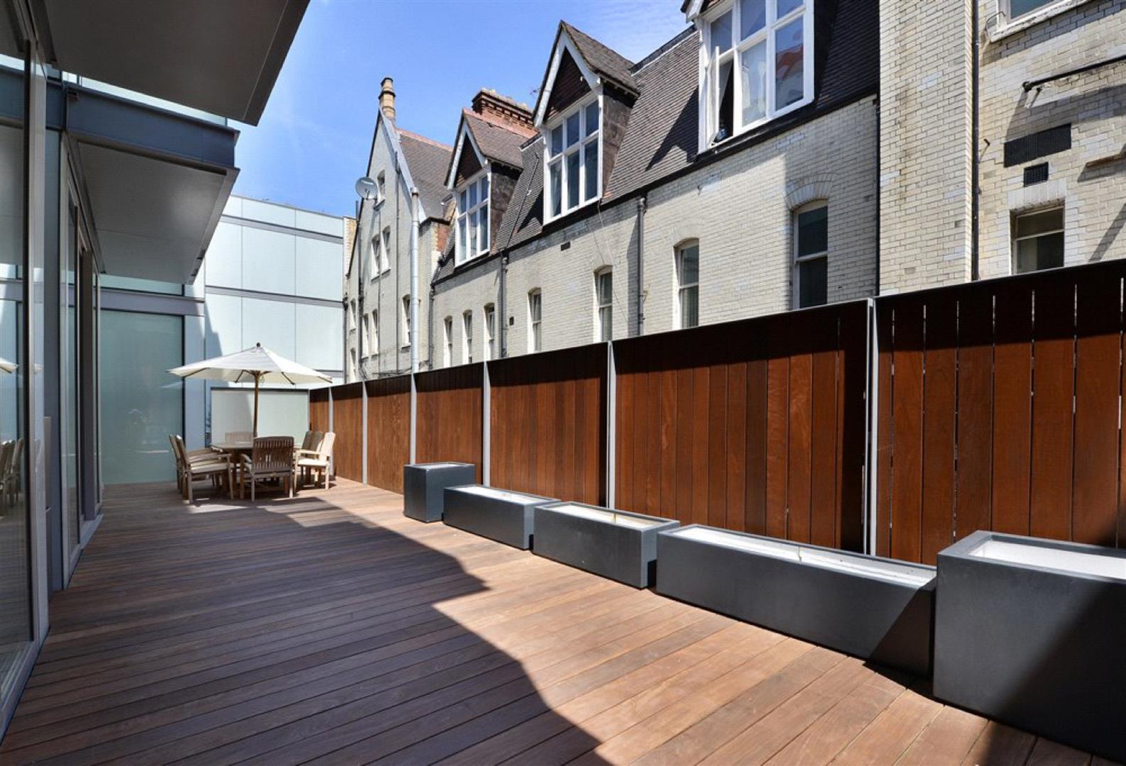 Duke Street, Mayfair, W1K