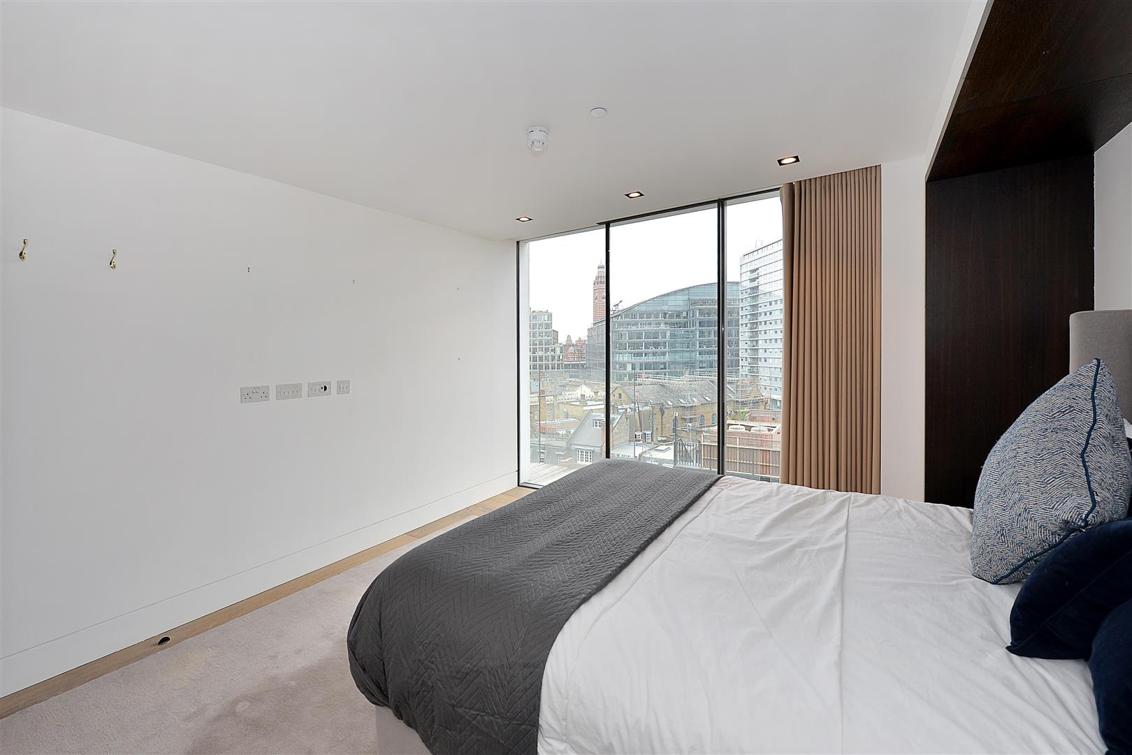 Penthouse, 24 Buckingham Gate, Westminster SW1E