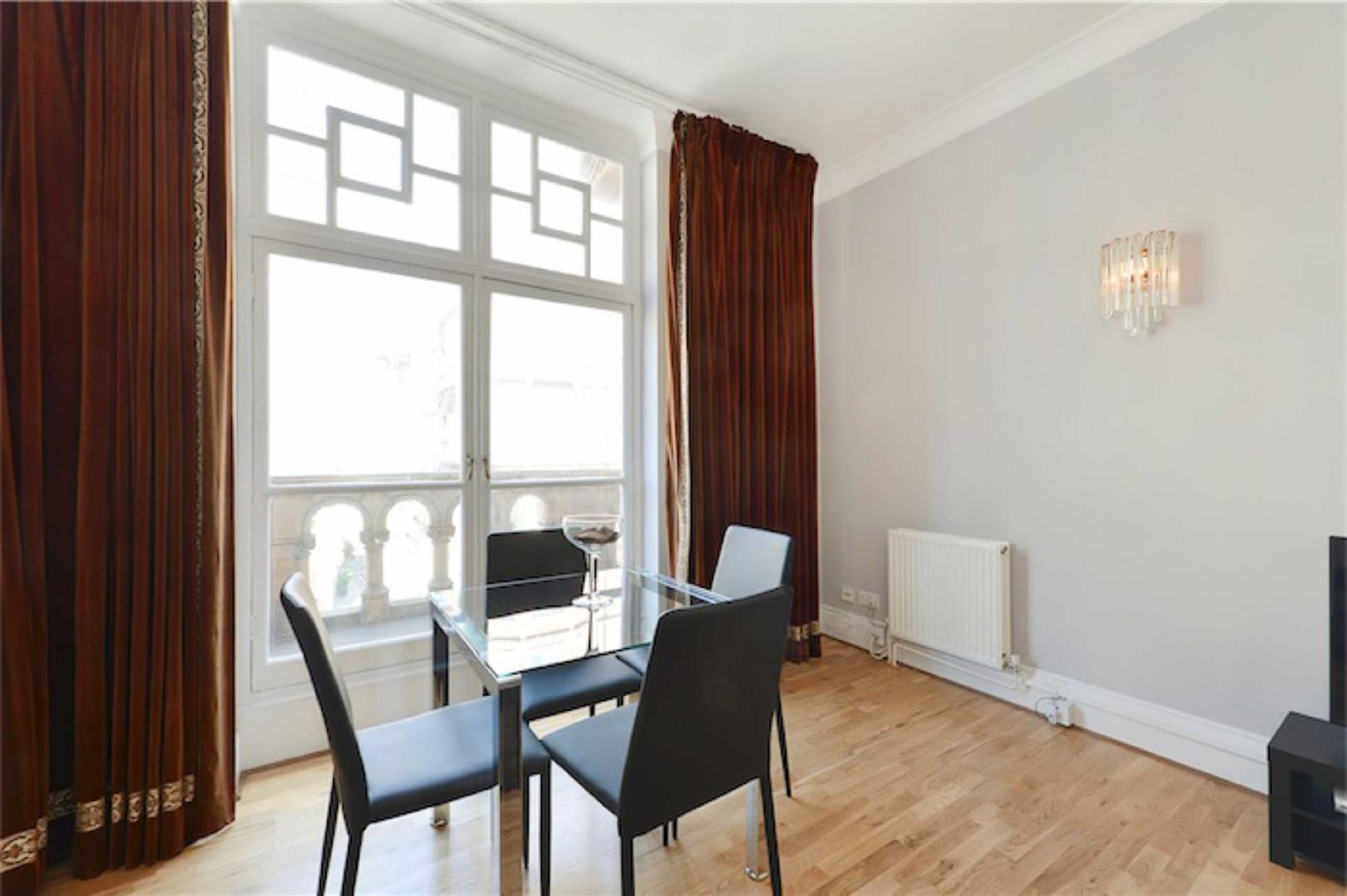 Montagu Mansions, Marylebone W1U