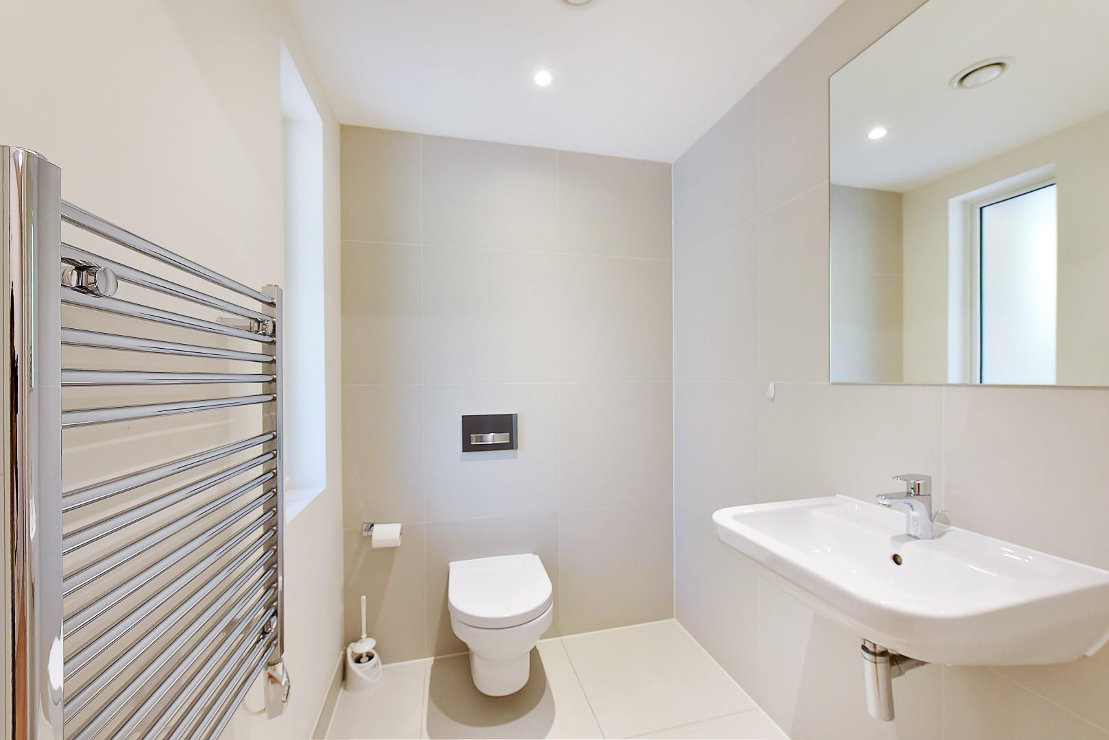 Sir Alexander Close, Acton, London W3