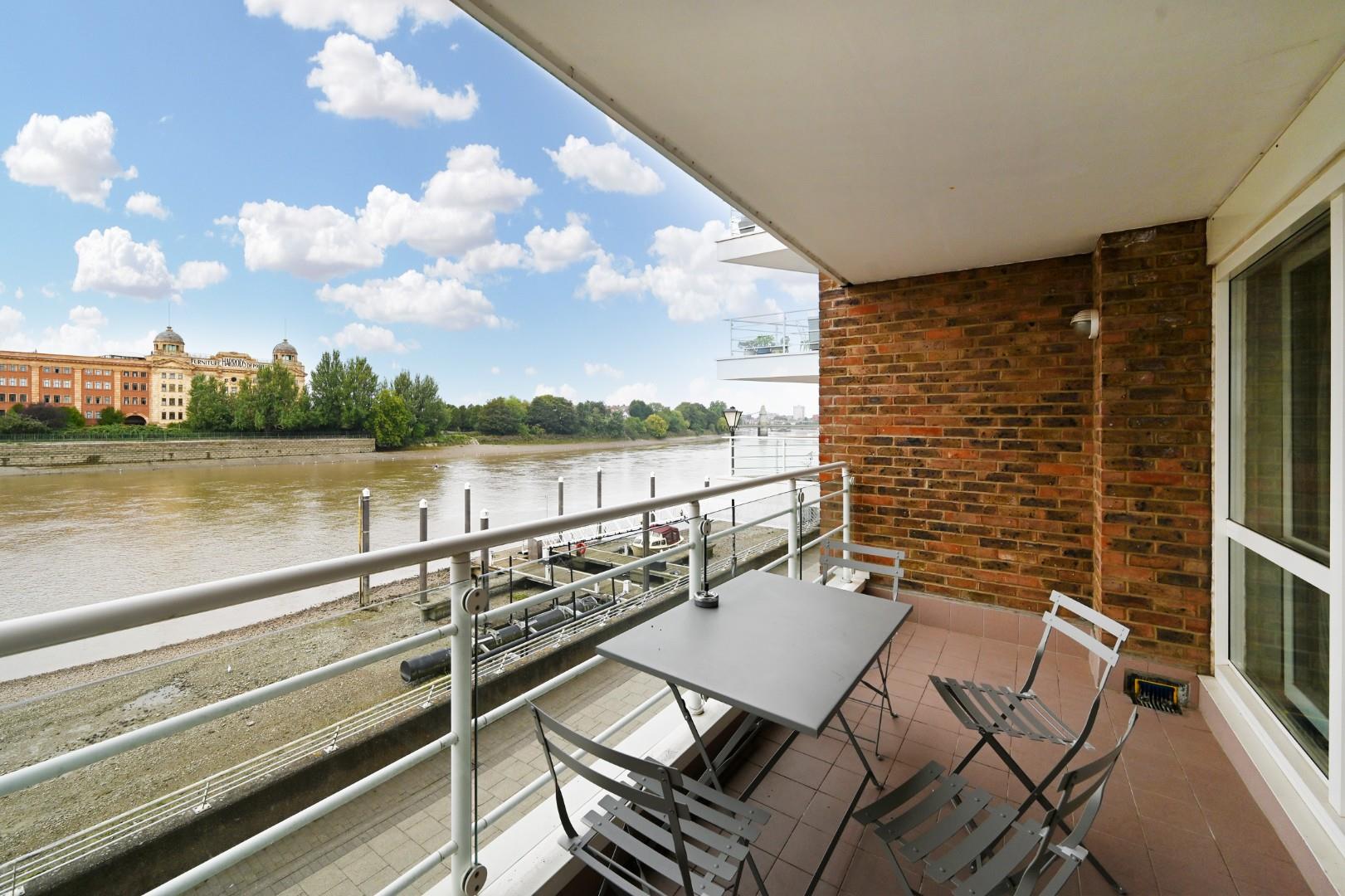 River Views – King Henry’s Reach, Manbre Road, W6
