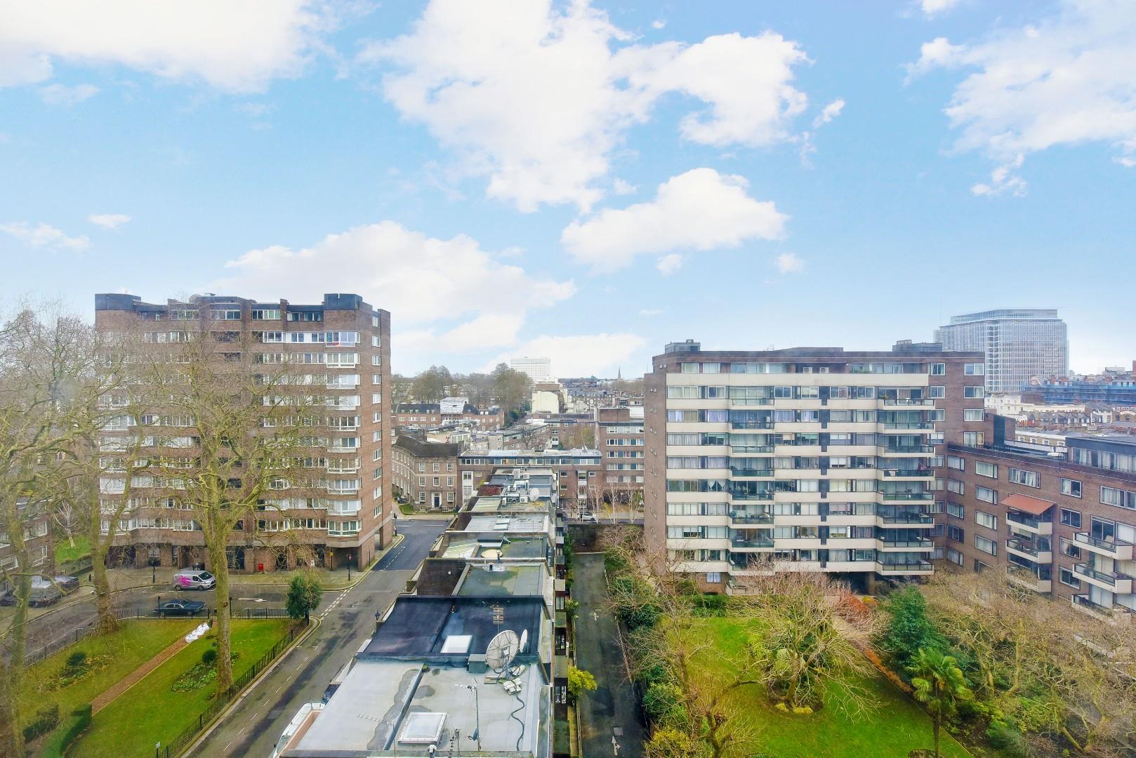 UNMODERNISED FLAT Quadrangle Tower, Cambridge Square, Hyde Park Estate W2