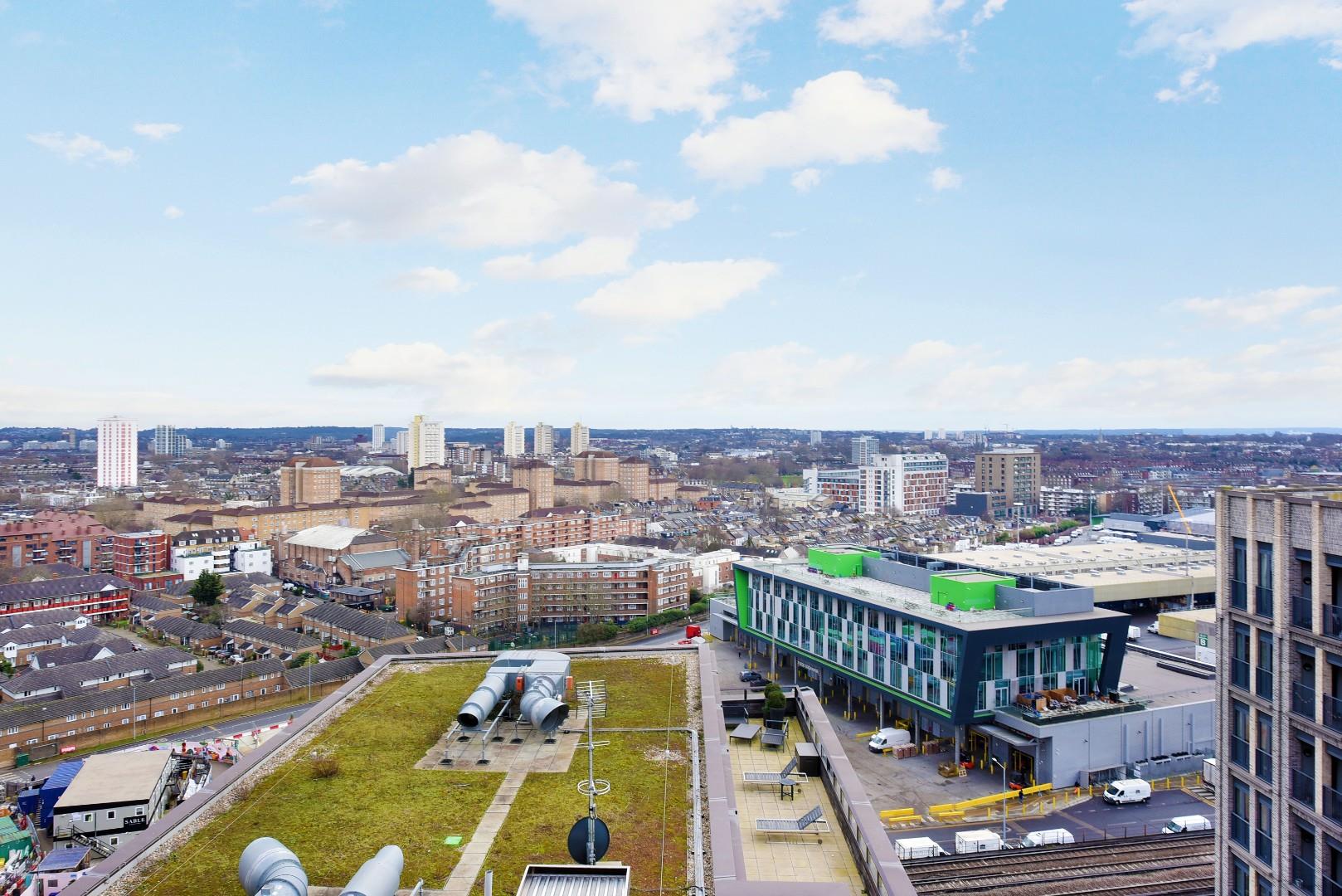 2 x apartments, The Residences, 10 Charles Clowes Walk, Nine Elms SW11
