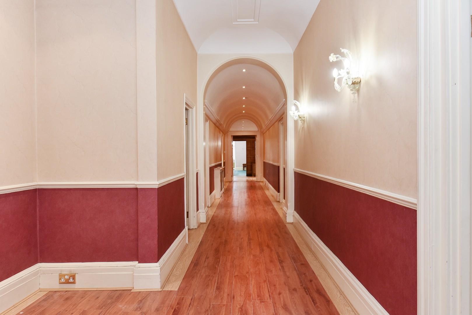 Huge Lateral Apartment Hay Hill, Mayfair, London W1J