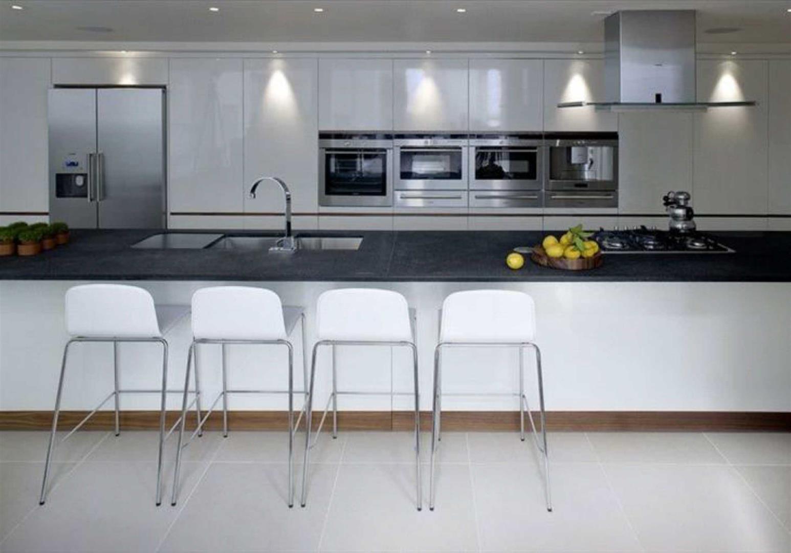 Freehold House Split Into Flats – Gloucester Place, Marylebone, W1U