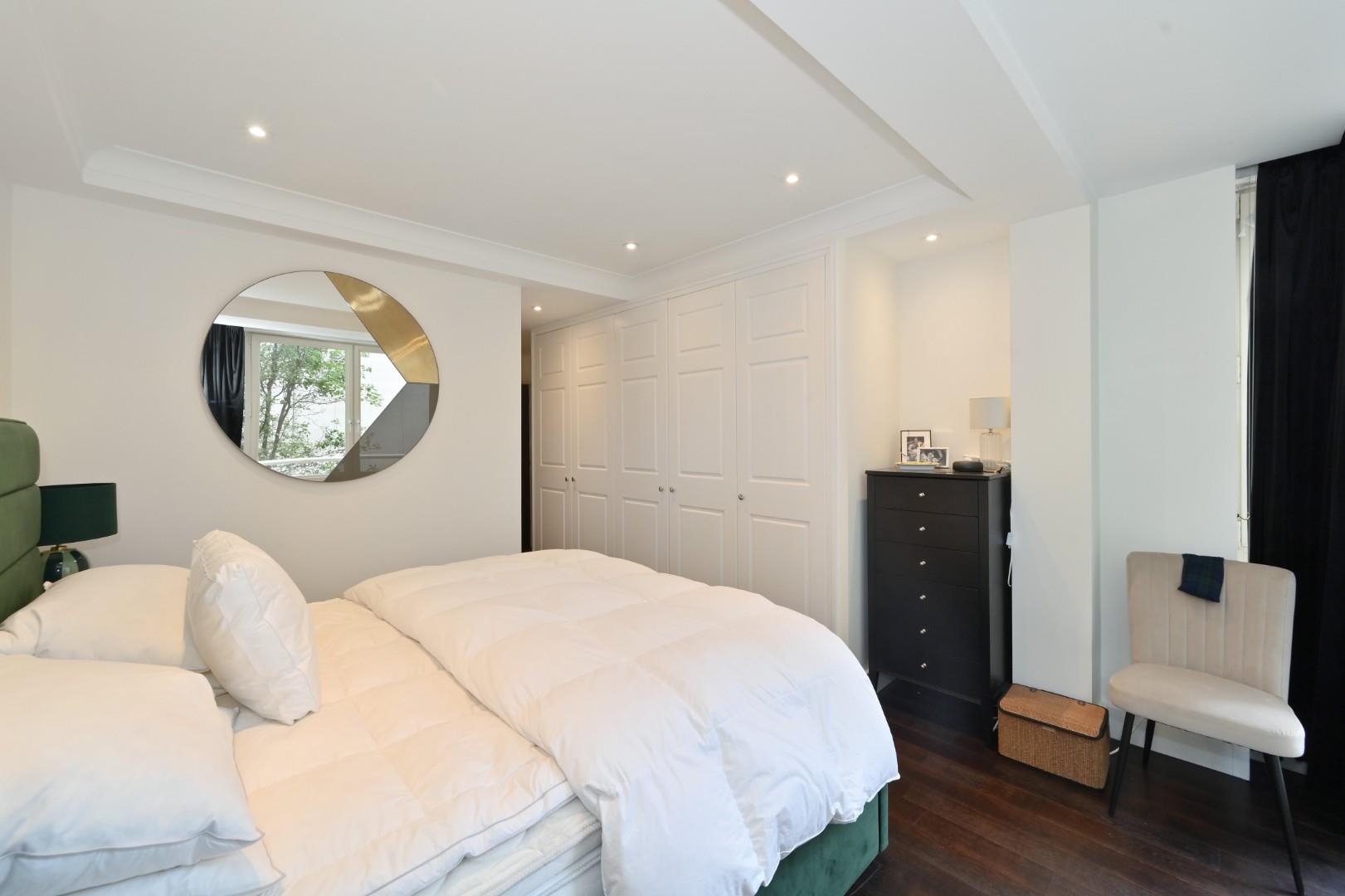 The Phoenix, 19 Barrett Street, Marylebone W1U