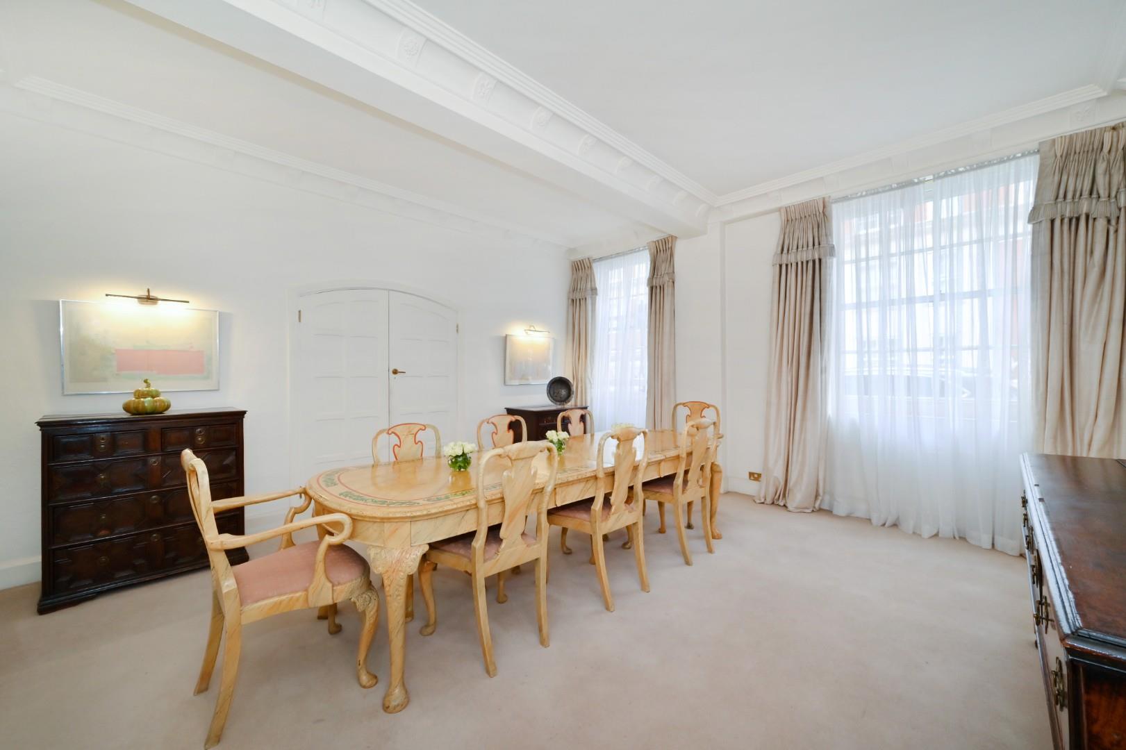 Bryanston Court I, George Street, Marylebone, London W1H