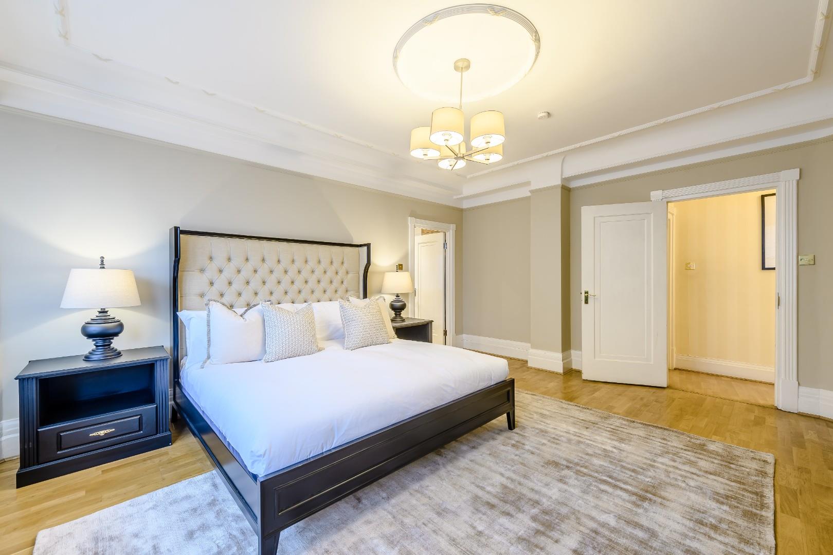 Strathmore Court, Park Road, London, NW8