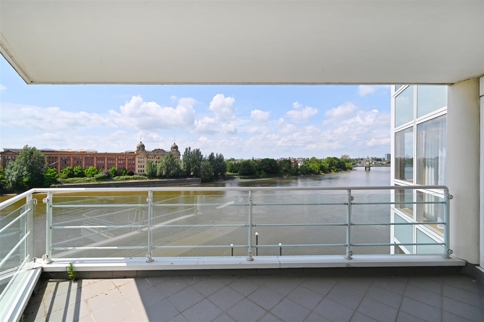 River Views – King Henry’s Reach, Manbre Road, W6