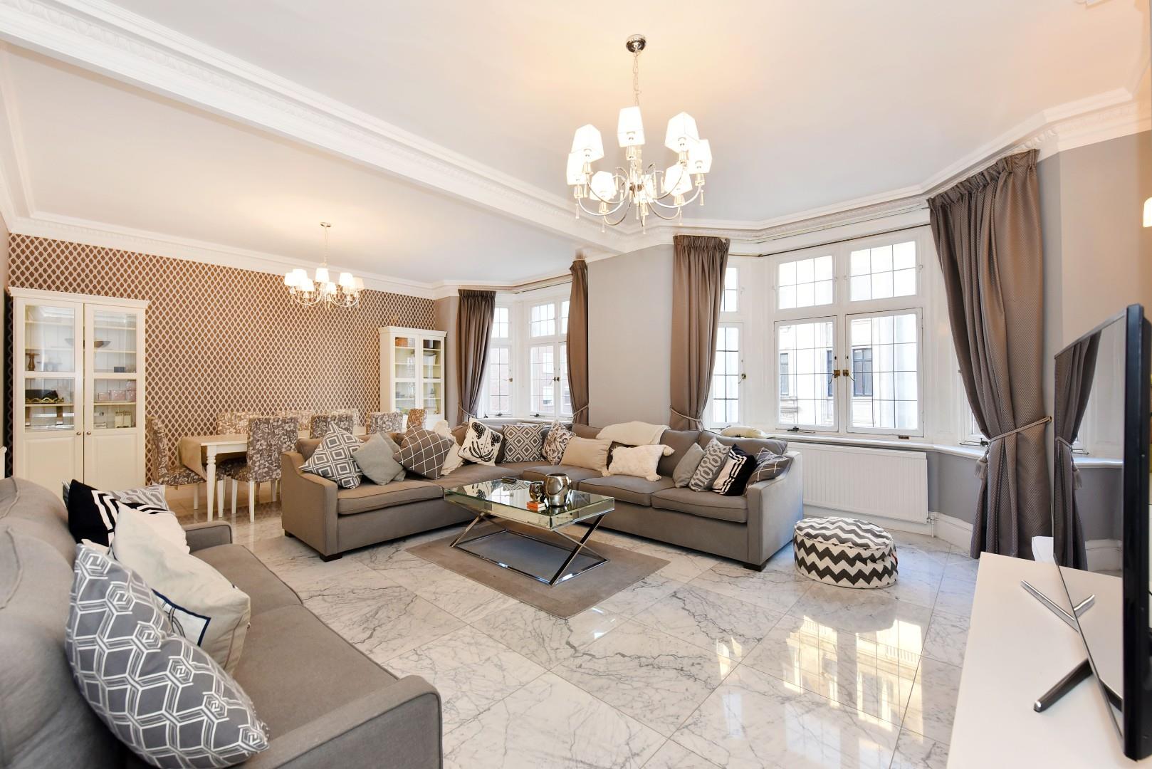 Weymouth Street, Marylebone, London W1W