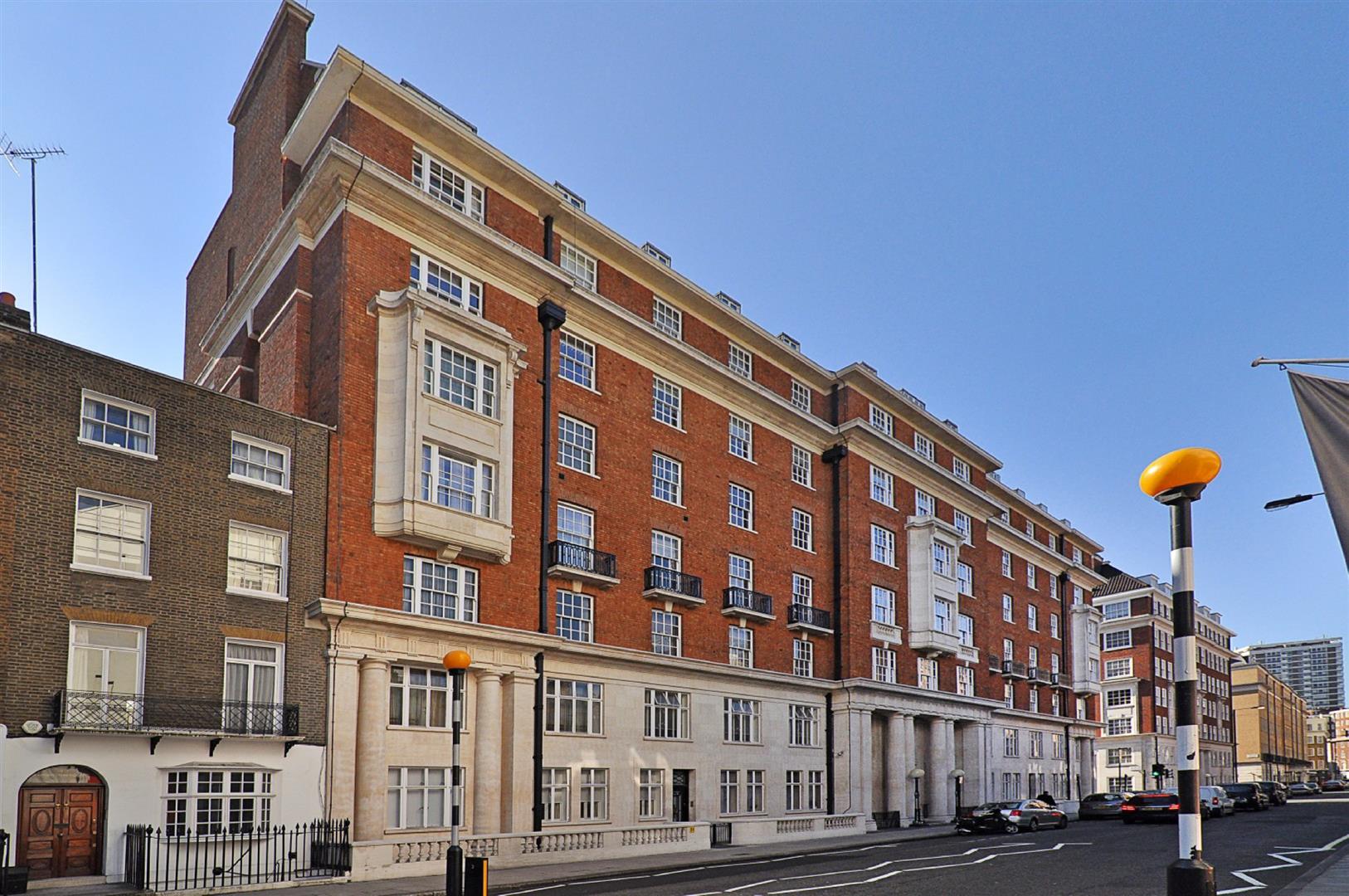 Bryanston Court I, George Street, Marylebone W1H