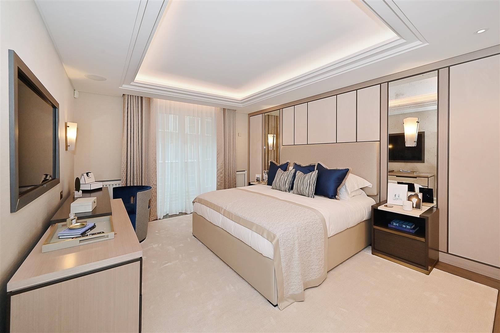 10 Lancelot Place, Knightsbridge SW7