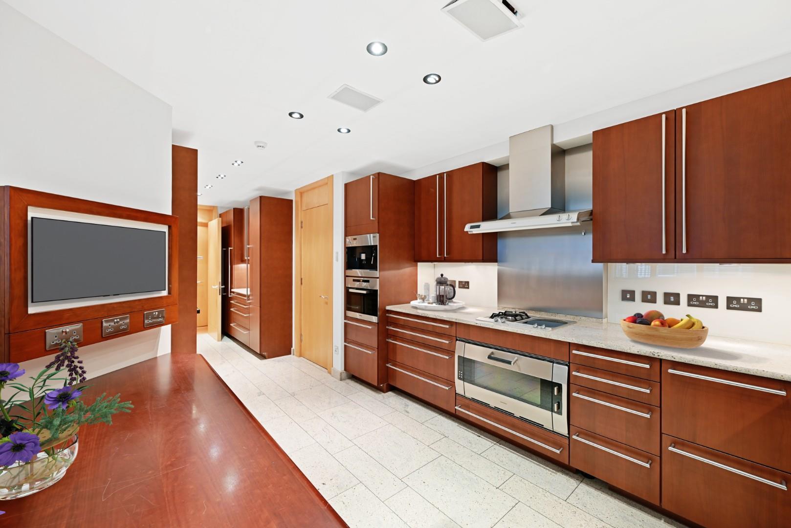 Lowndes Square, Knightsbridge, SW1X