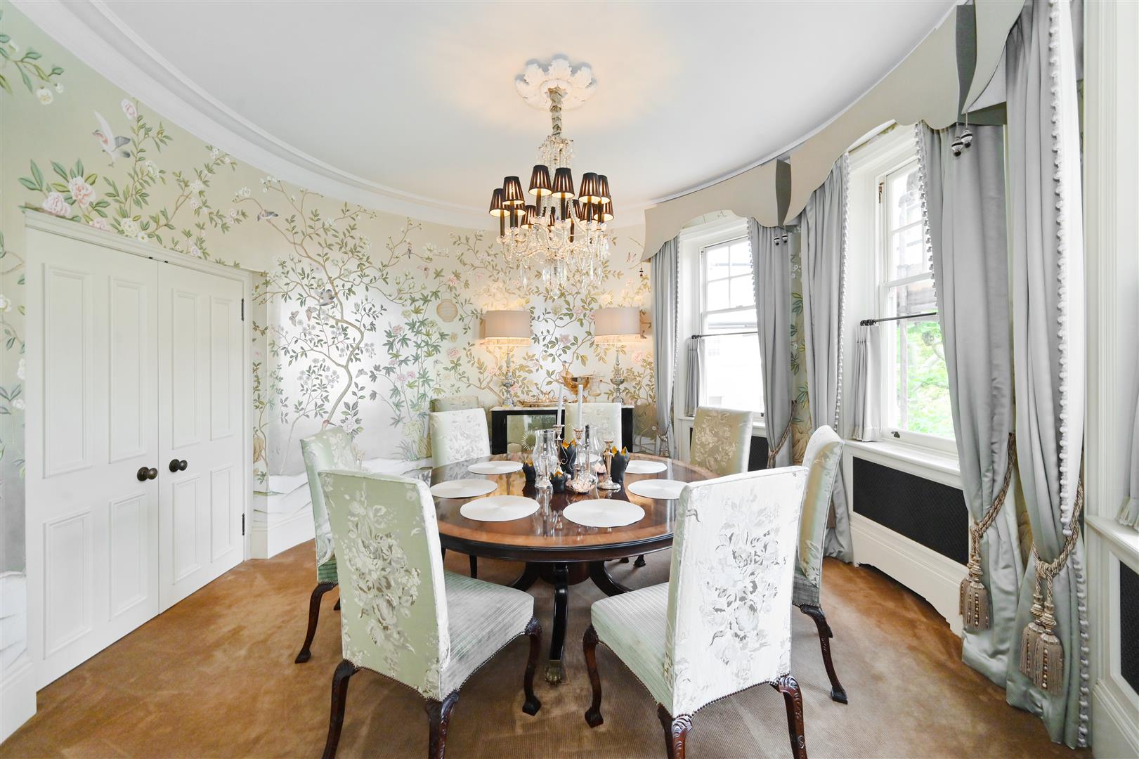 Sloane Court West, Chelsea, SW3