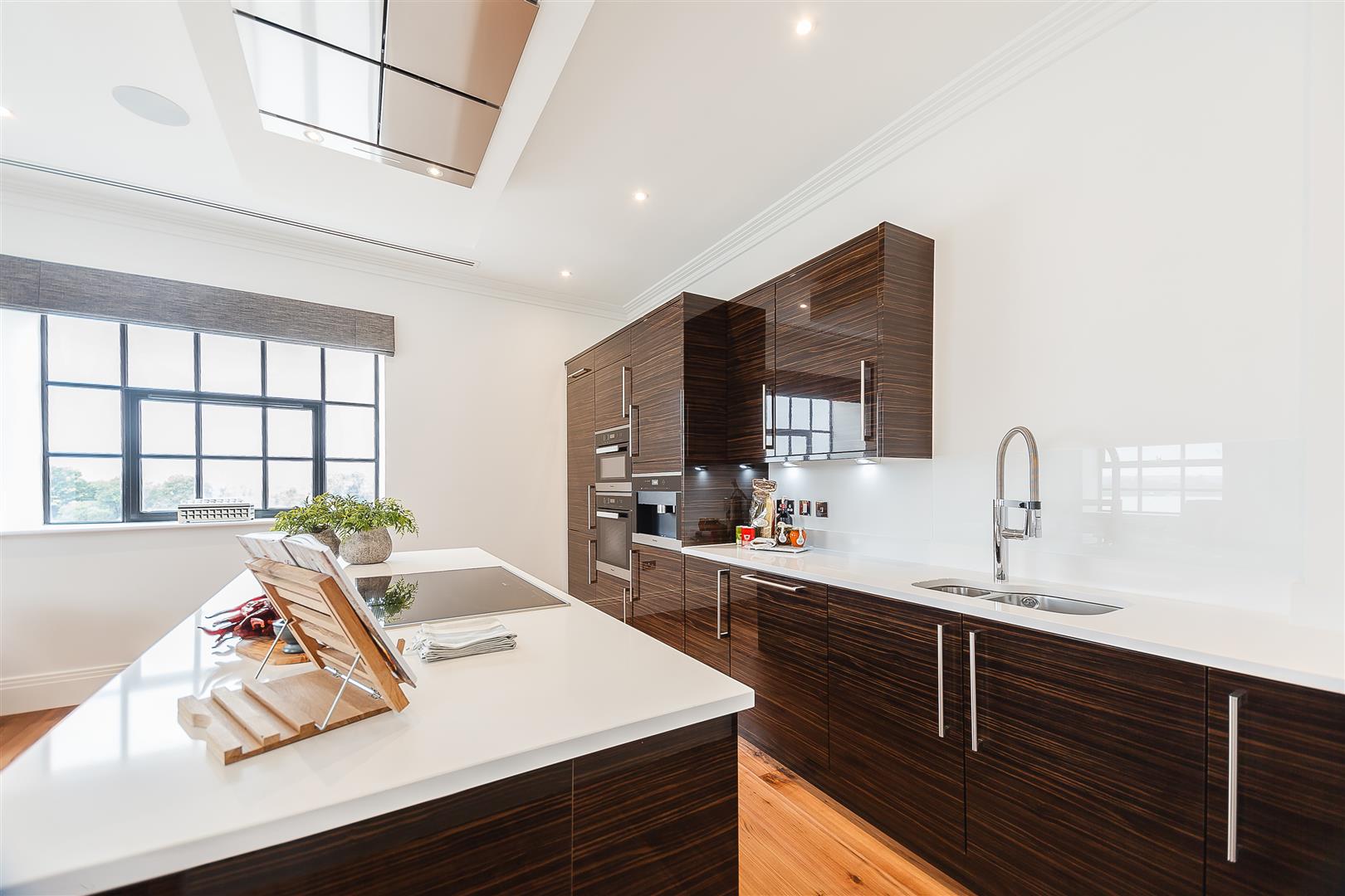 Rainville Road, London, W6