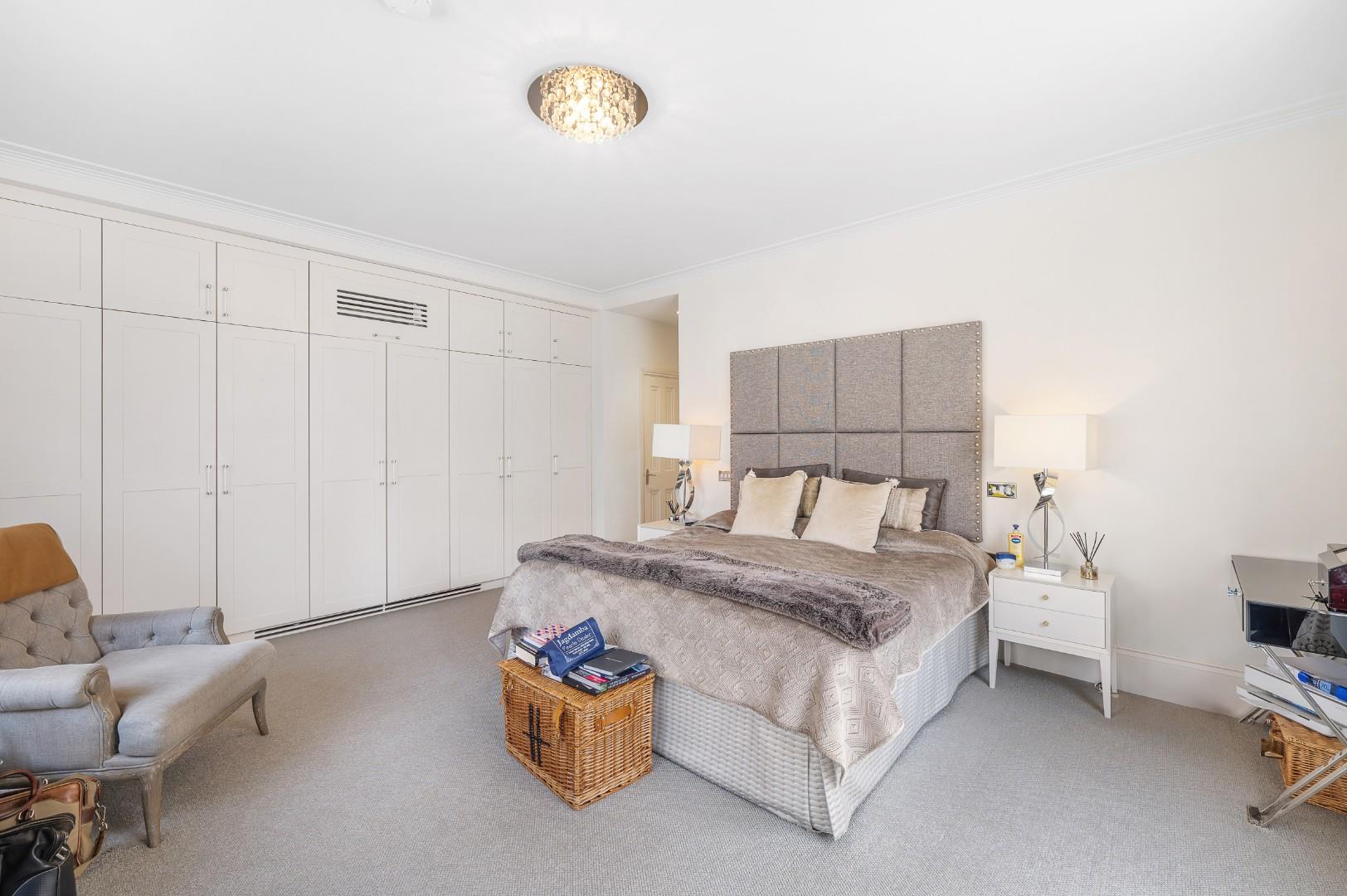 Bryanston Court I, George Street, Marylebone W1H