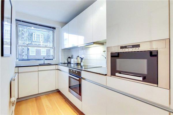 Weymouth Street, Marylebone W1W