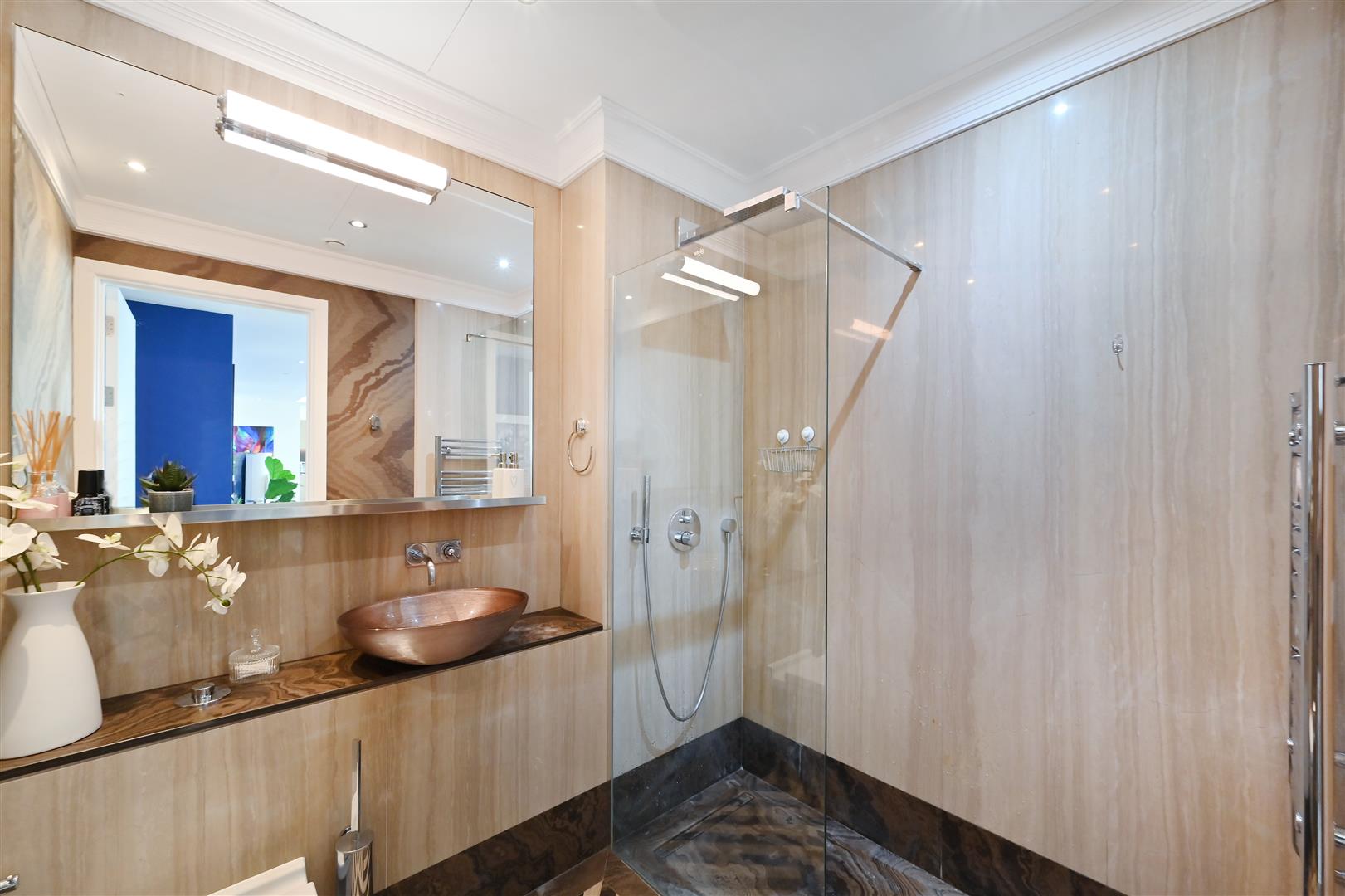 Penthouse, Sky Gardens, Vauxhall SW8