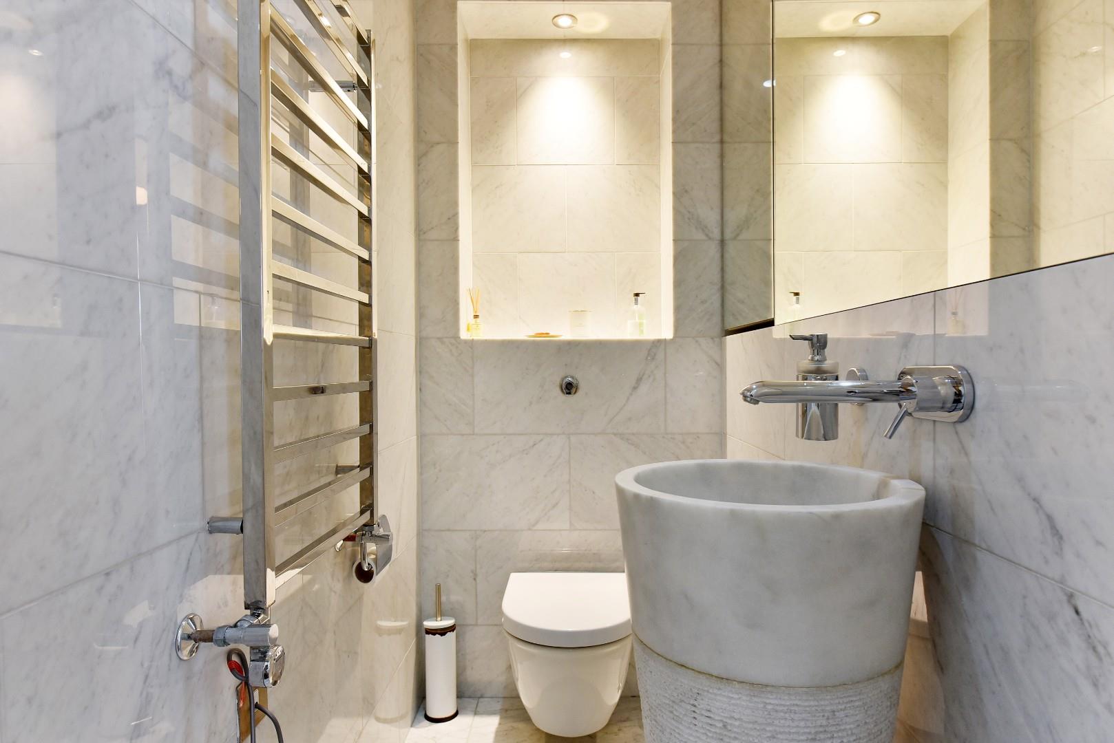 Crystal Suite, Park Lane, Mayfair W1K