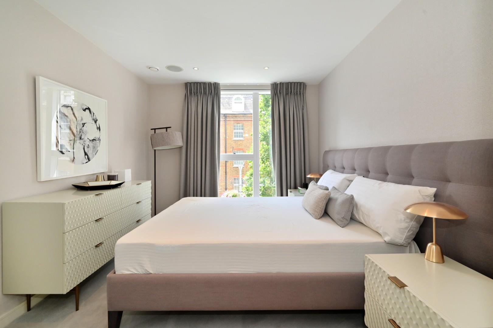 Moore House, Grosvenor Waterside, Chelsea, SW1W