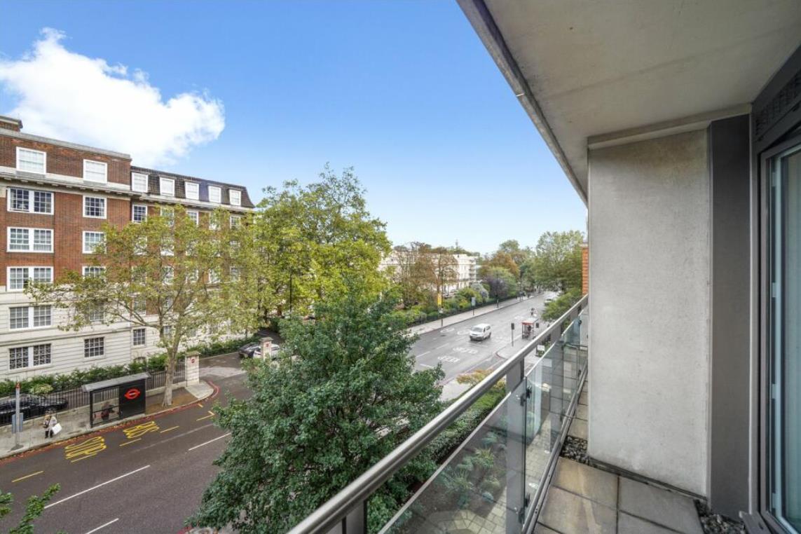 Regents Park House, Park Road, London