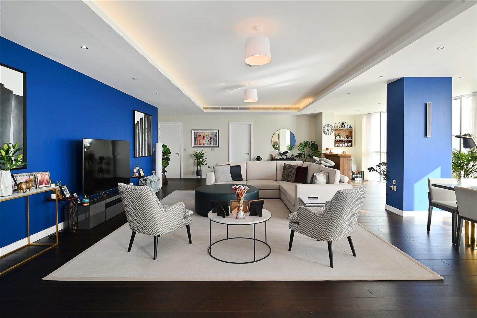 Penthouse, Sky Gardens, Vauxhall SW8