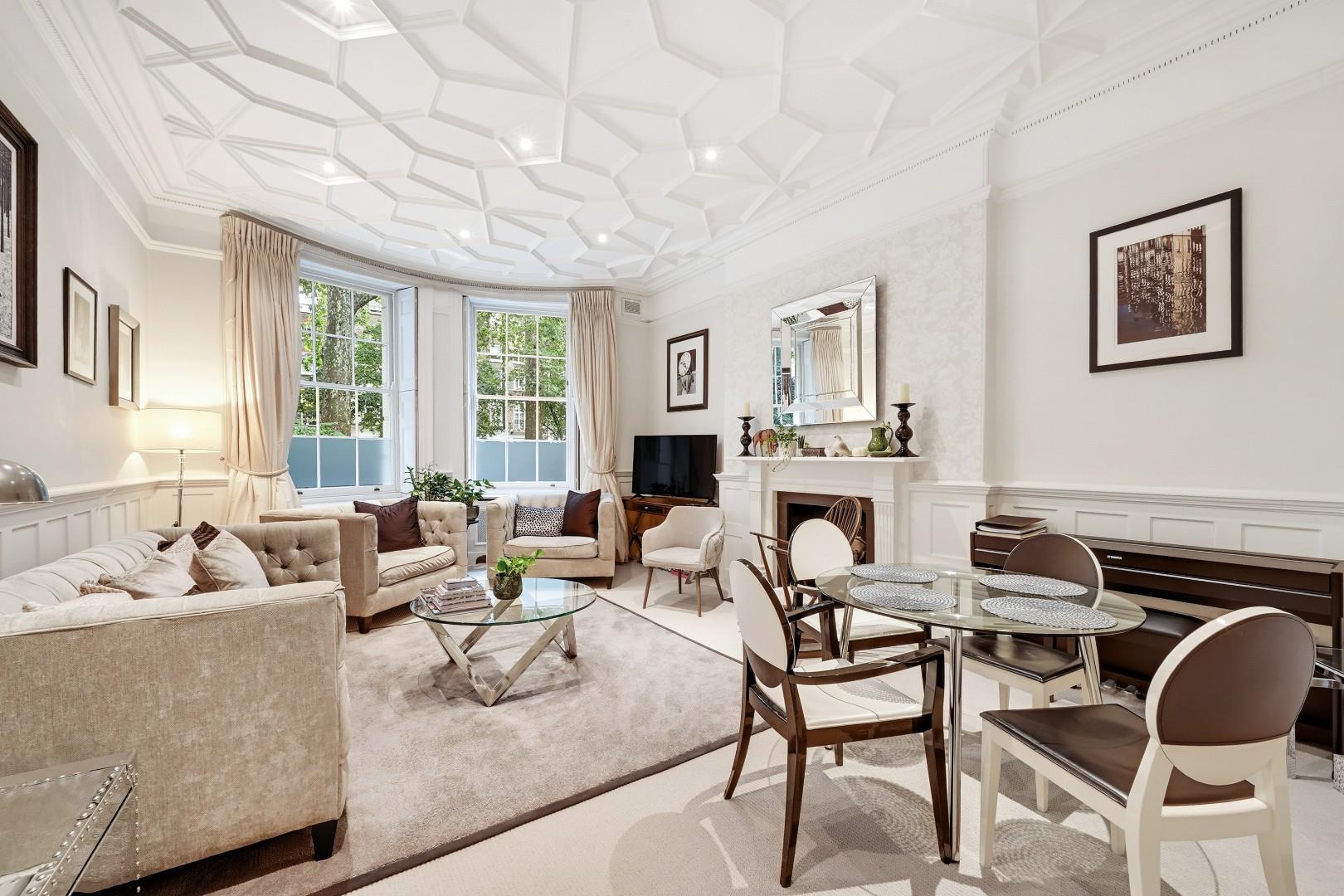 Amazing Raised Ground Floor – Montagu Square, Marylebone W1H