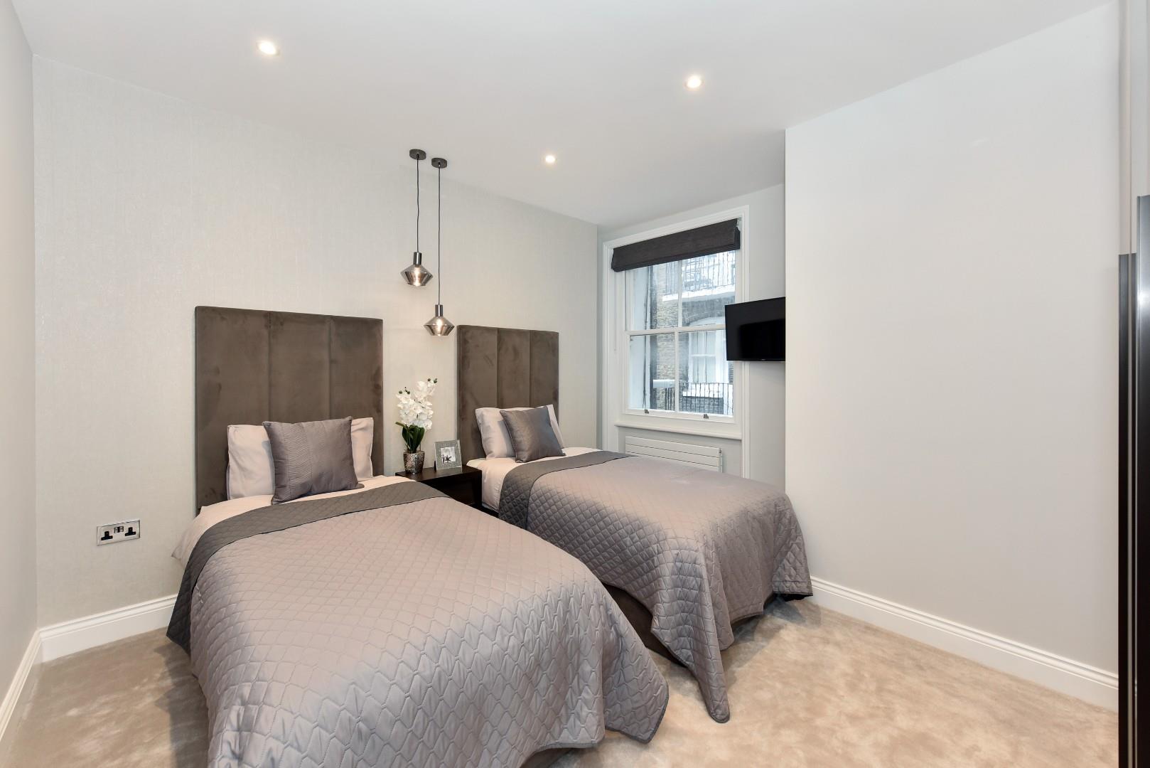 Cumberland Mansions, George Street, Marylebone