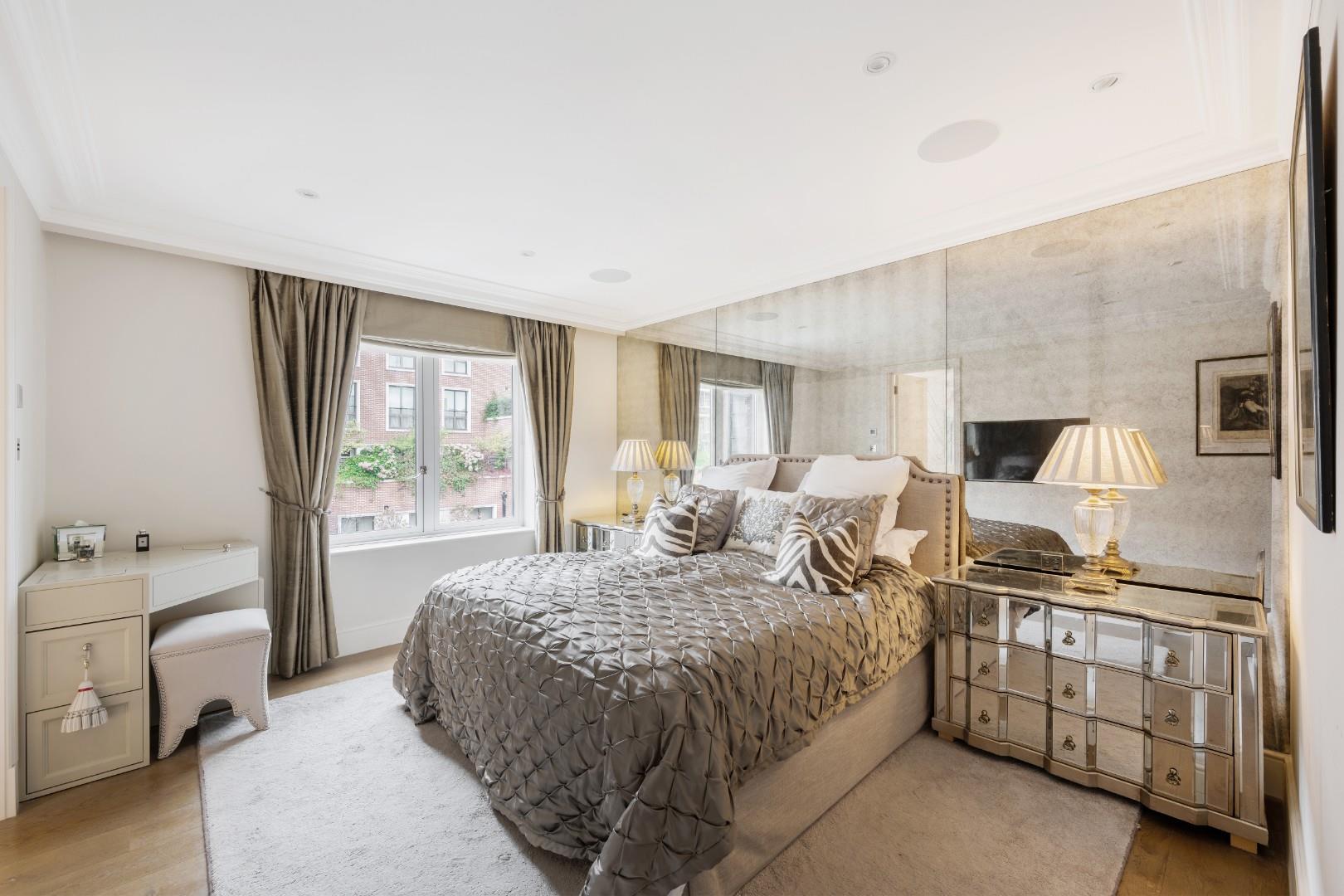 Family House For Sale – Flood Street, Chelsea SW3