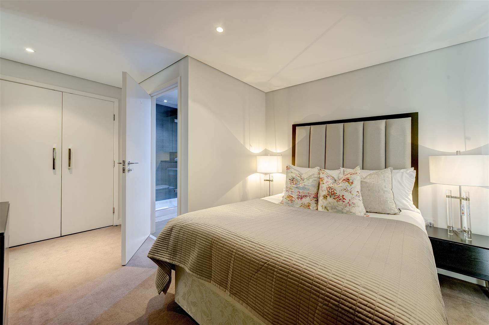 Merchant Square, Paddington, W2