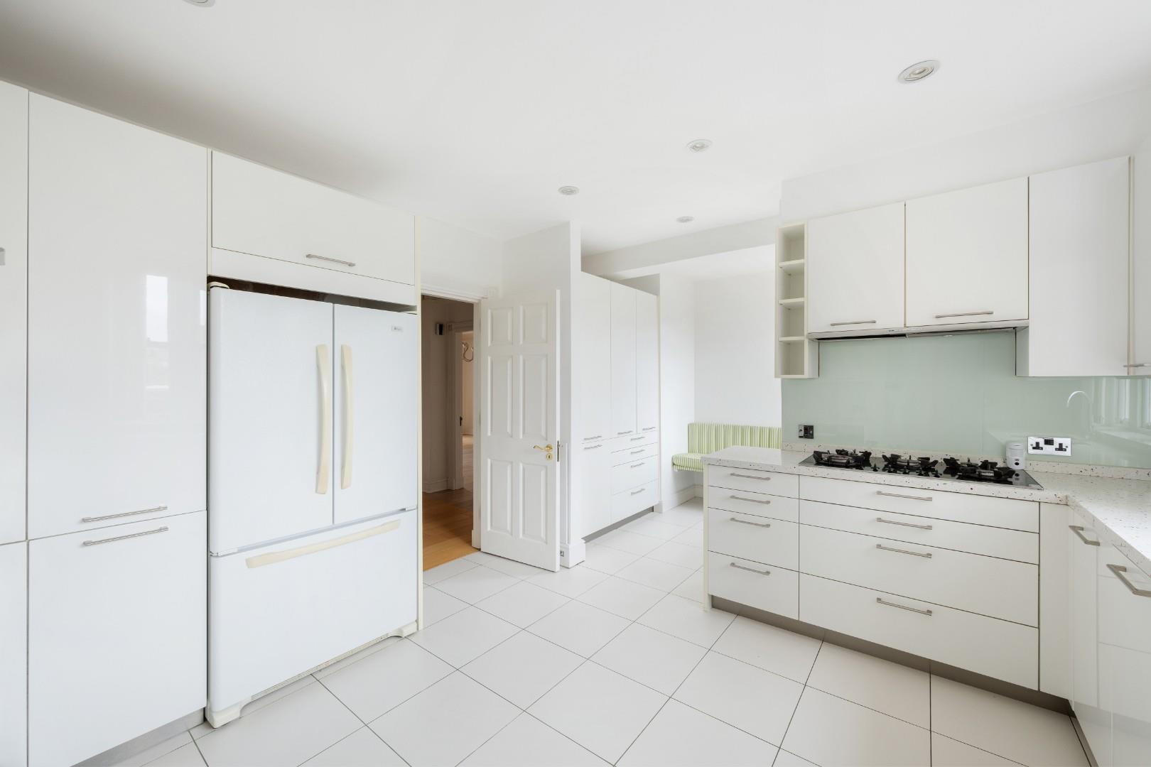 By Order Of The Receivers – Lowndes Square, Knightsbridge SW1X