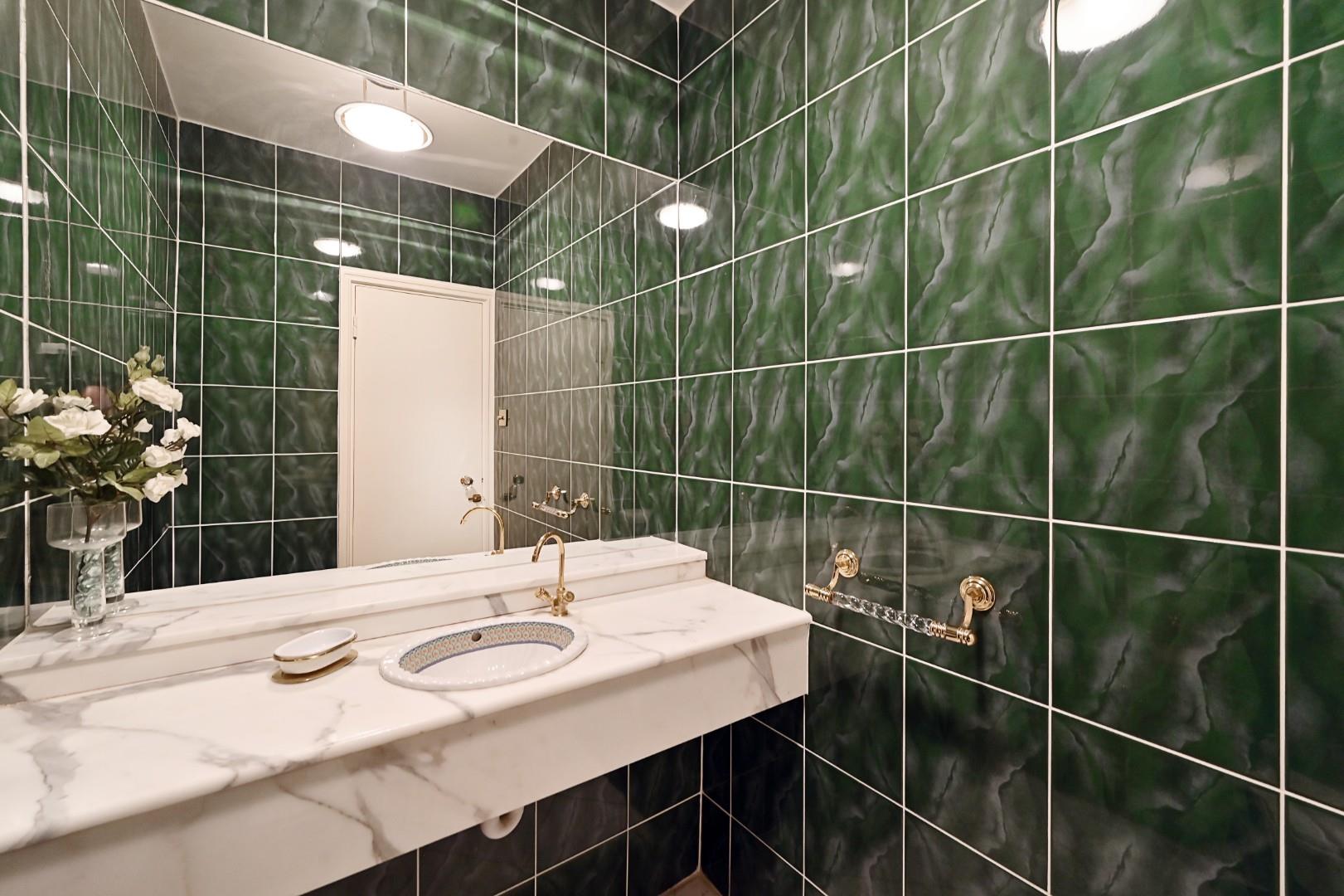 Raynham, Norfolk Crescent, Hyde Park, W2