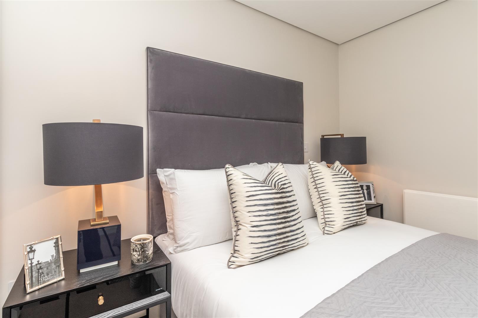 Merchant Square, Paddington, W2