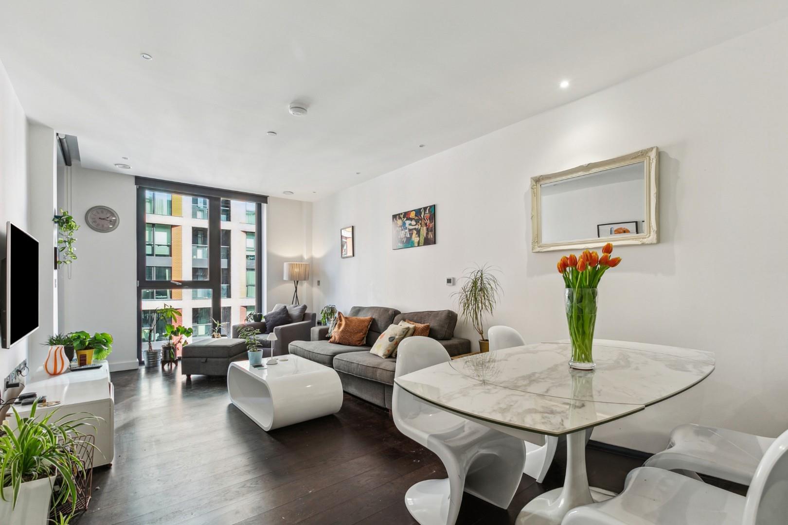 Haines House, 10 Charles Clowes Walk, Nine Elms SW11