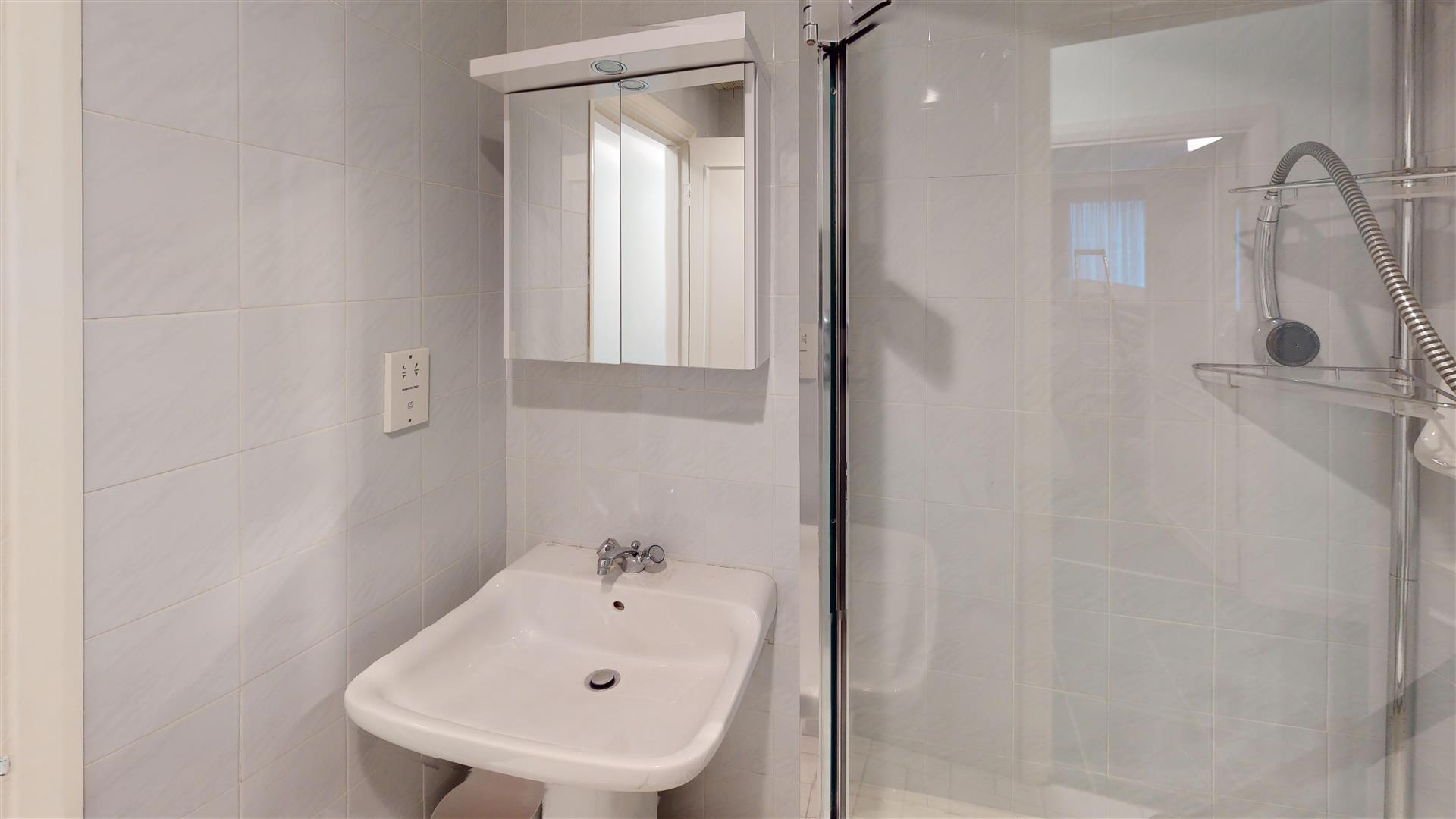 Flat 346, The Water Gardens, Burwood Place, Hyde Park W2
