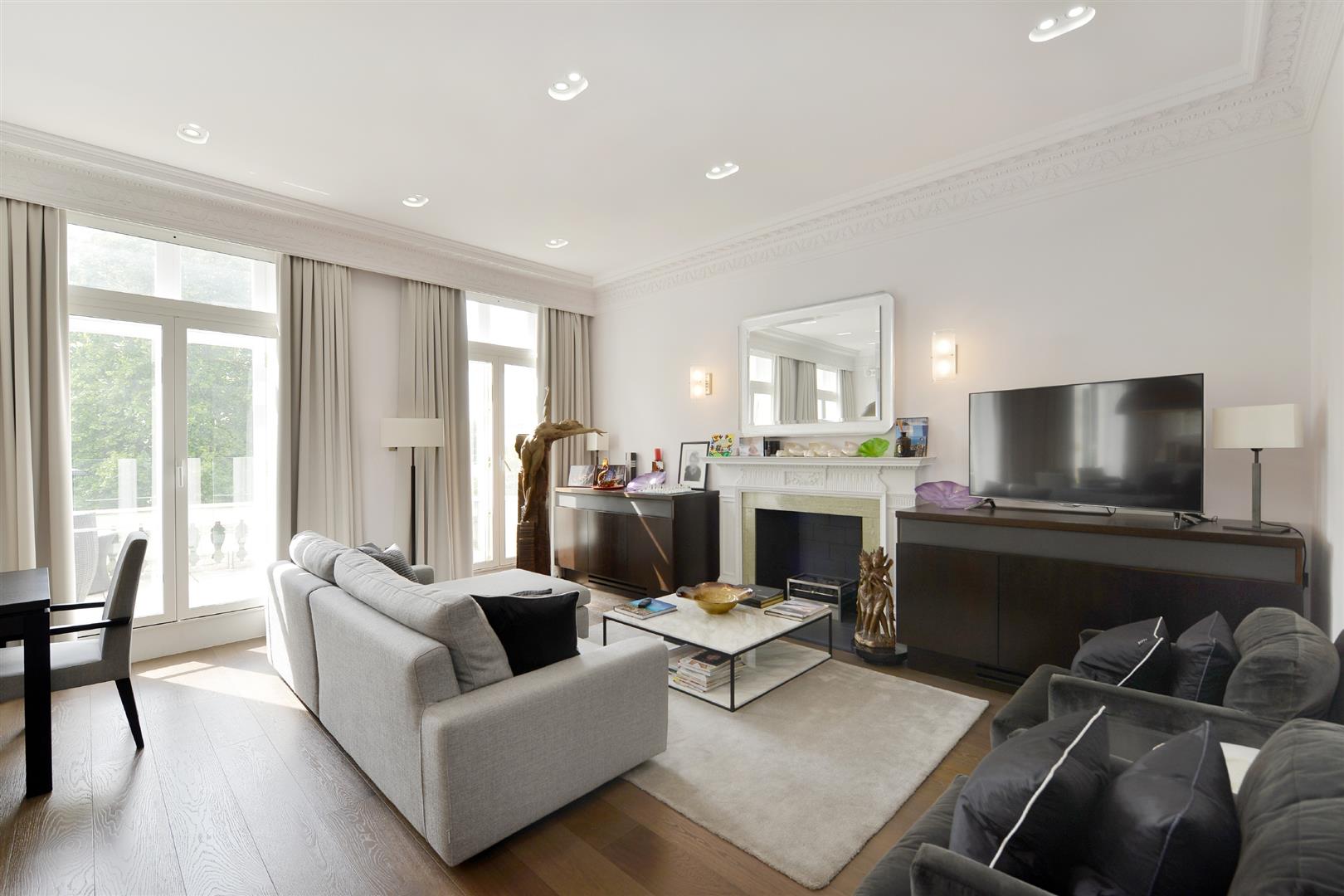 Olive Suite, Park Lane, Mayfair W1K