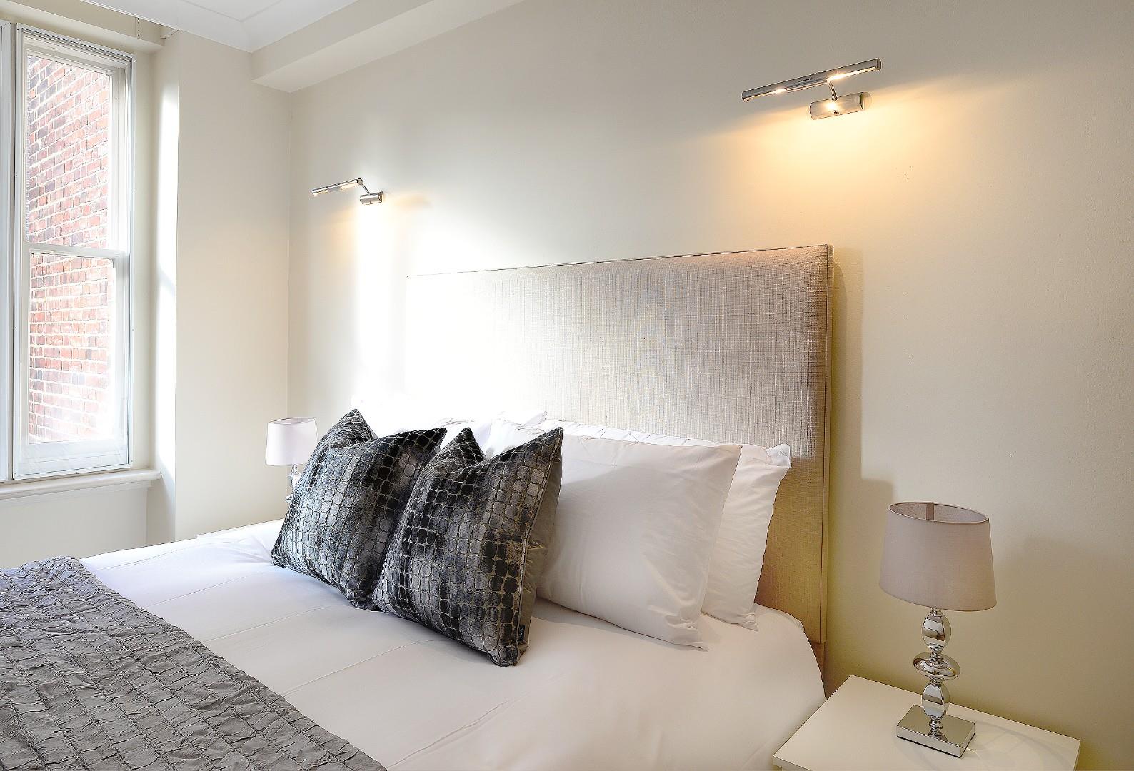 39 Hill Street, Mayfair W1J