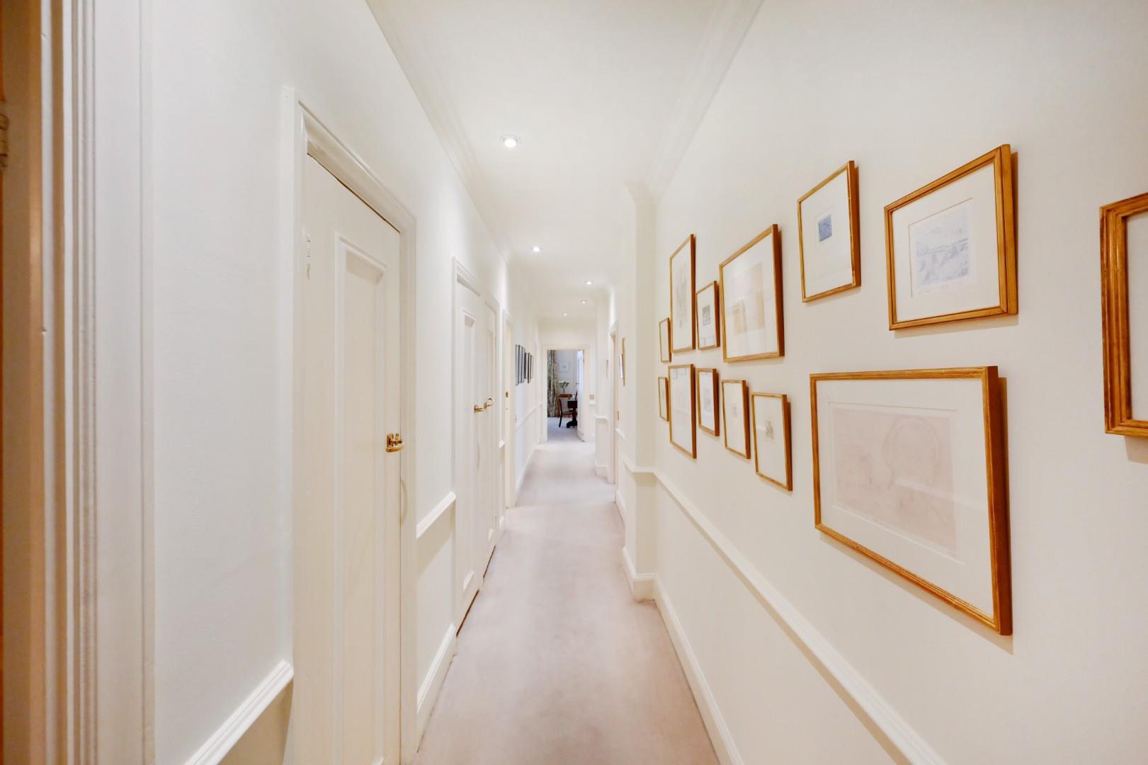 Bryanston Court I, George Street, Marylebone, London W1H