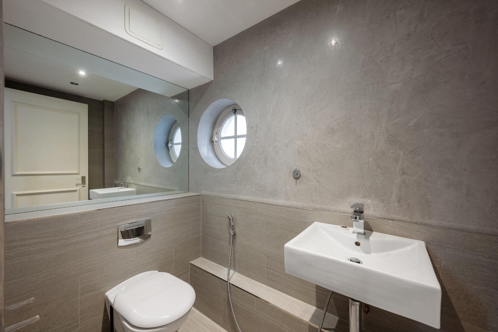 By Order Of The Receivers – Lancaster Gate, London, W2