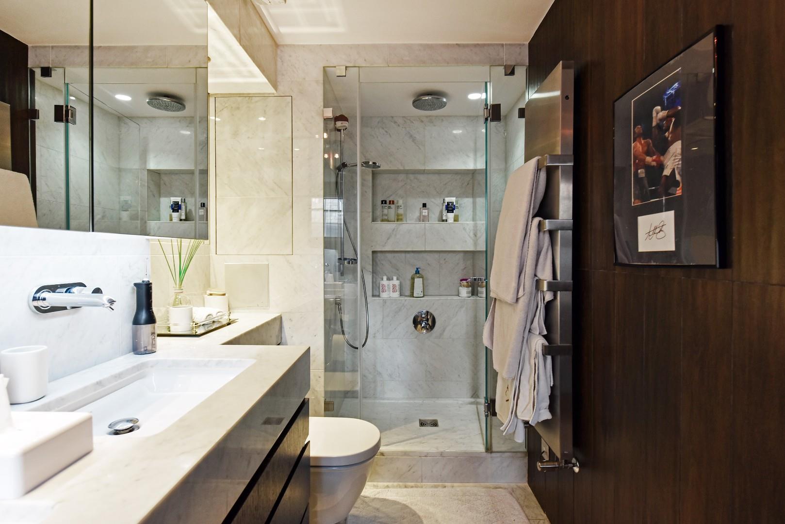 Crystal Suite, Park Lane, Mayfair W1K