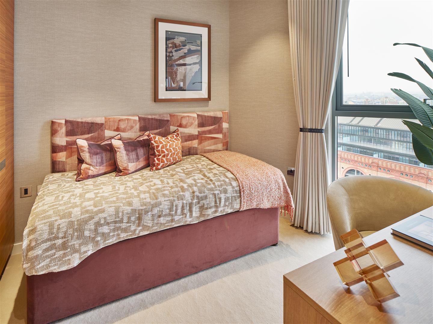 Luxury New Apartment At Tower West, Chelsea Waterfront SW10