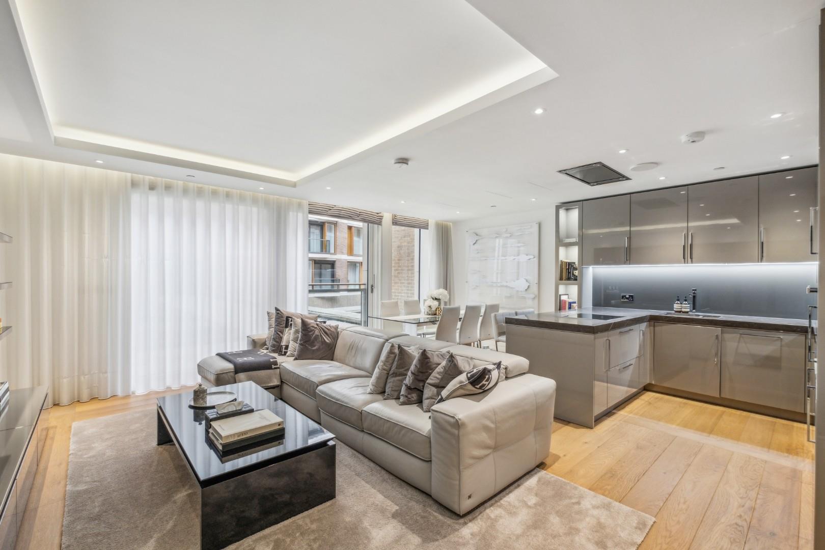 Savoy House, 190 Strand, London WC2